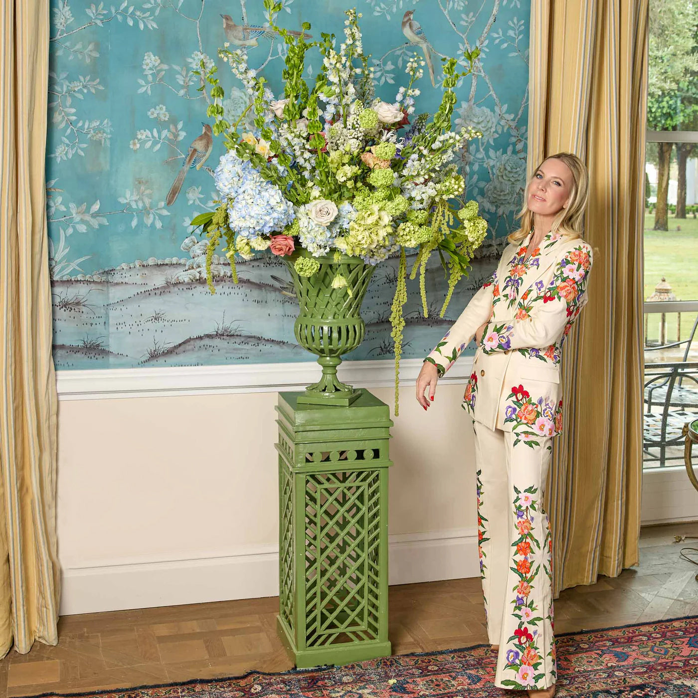 Adelaide Green Lattice Urn & Pedestal