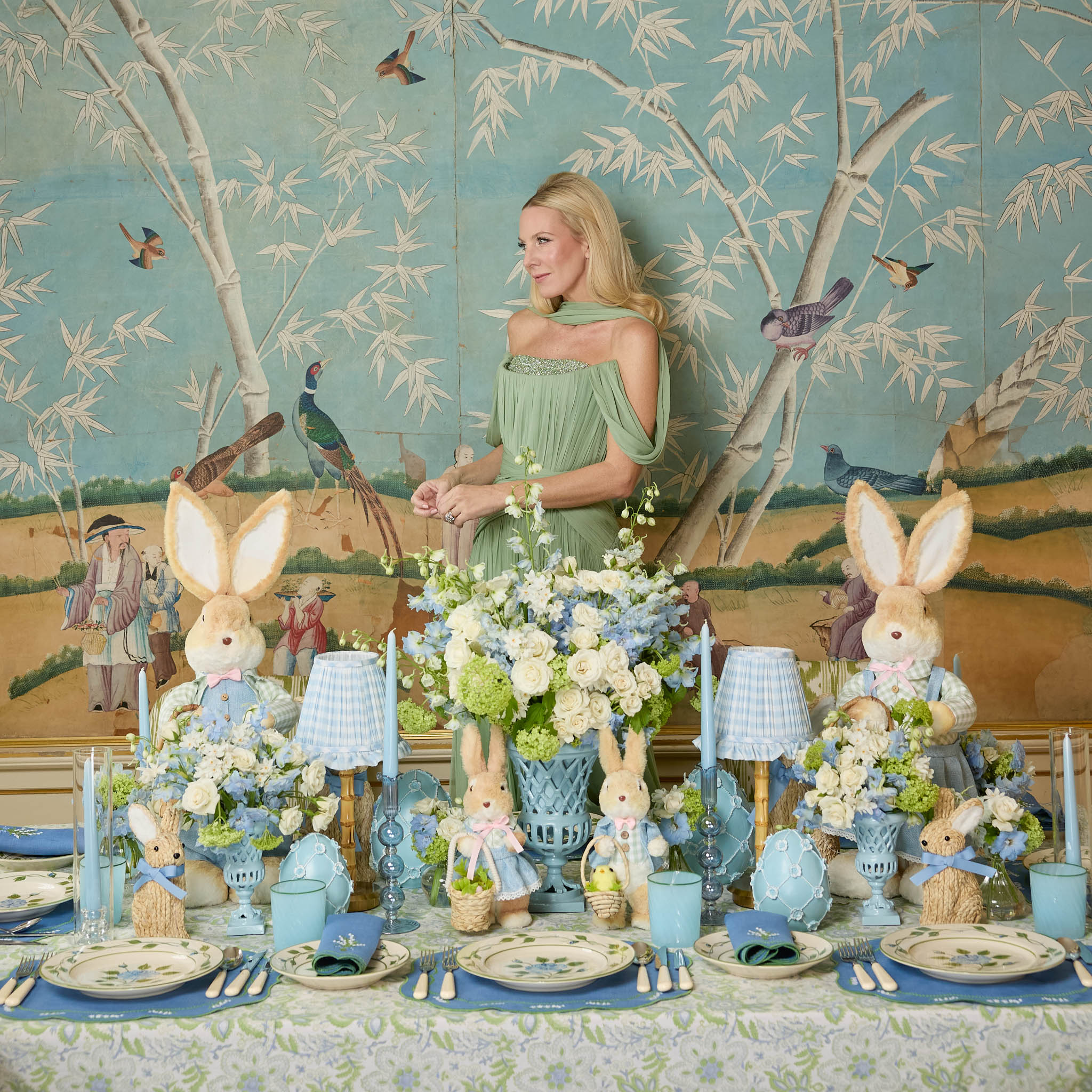 Blue Rose Bud Starter Plates (Set of 4)