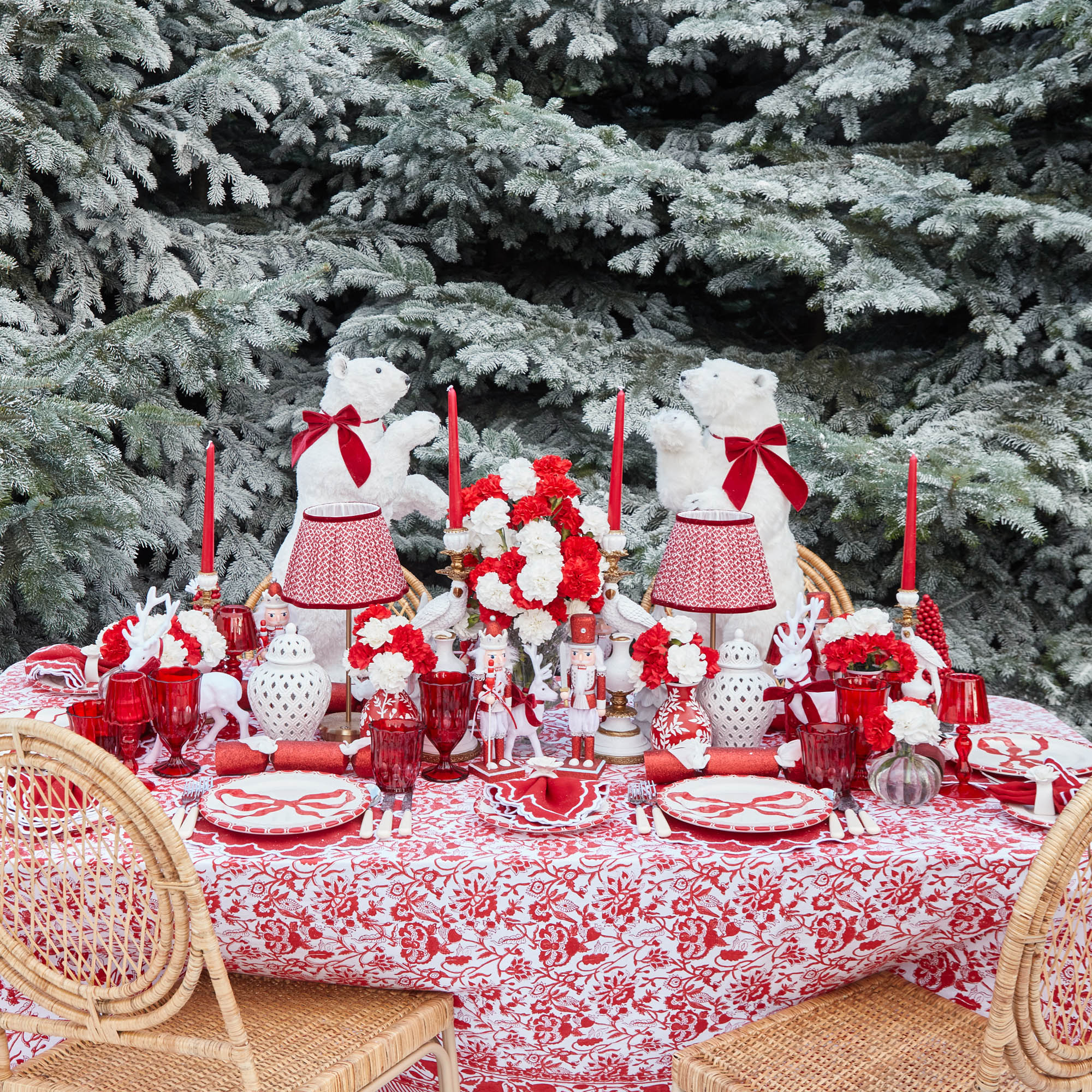 Red Lotus Lampshade (22cm)