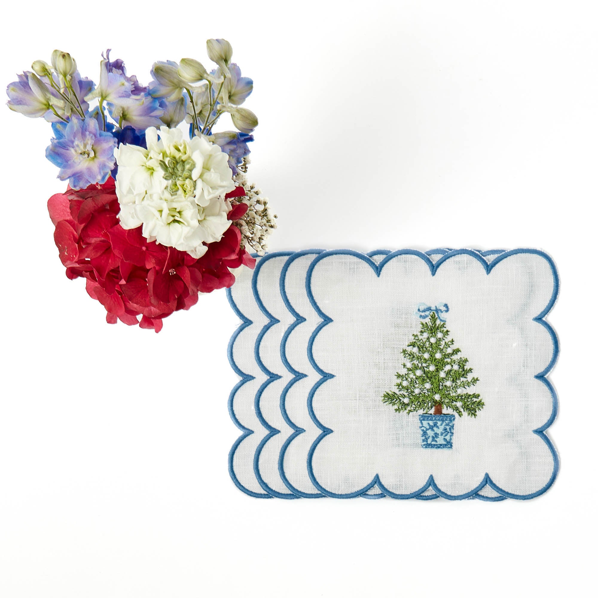 Scalloped Christmas Tree Cocktail Napkins (Set of 4)