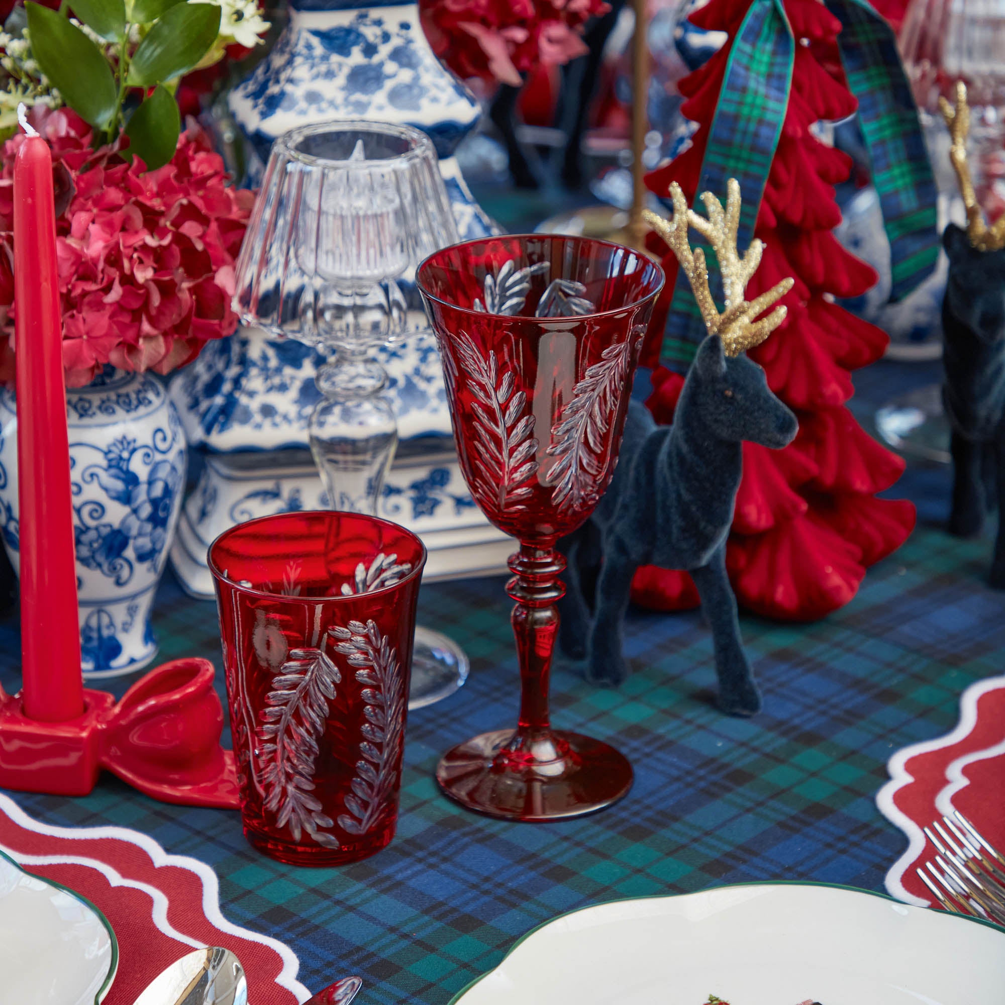 Brigitte Red Garland Engraved Glassware (Set of 8)