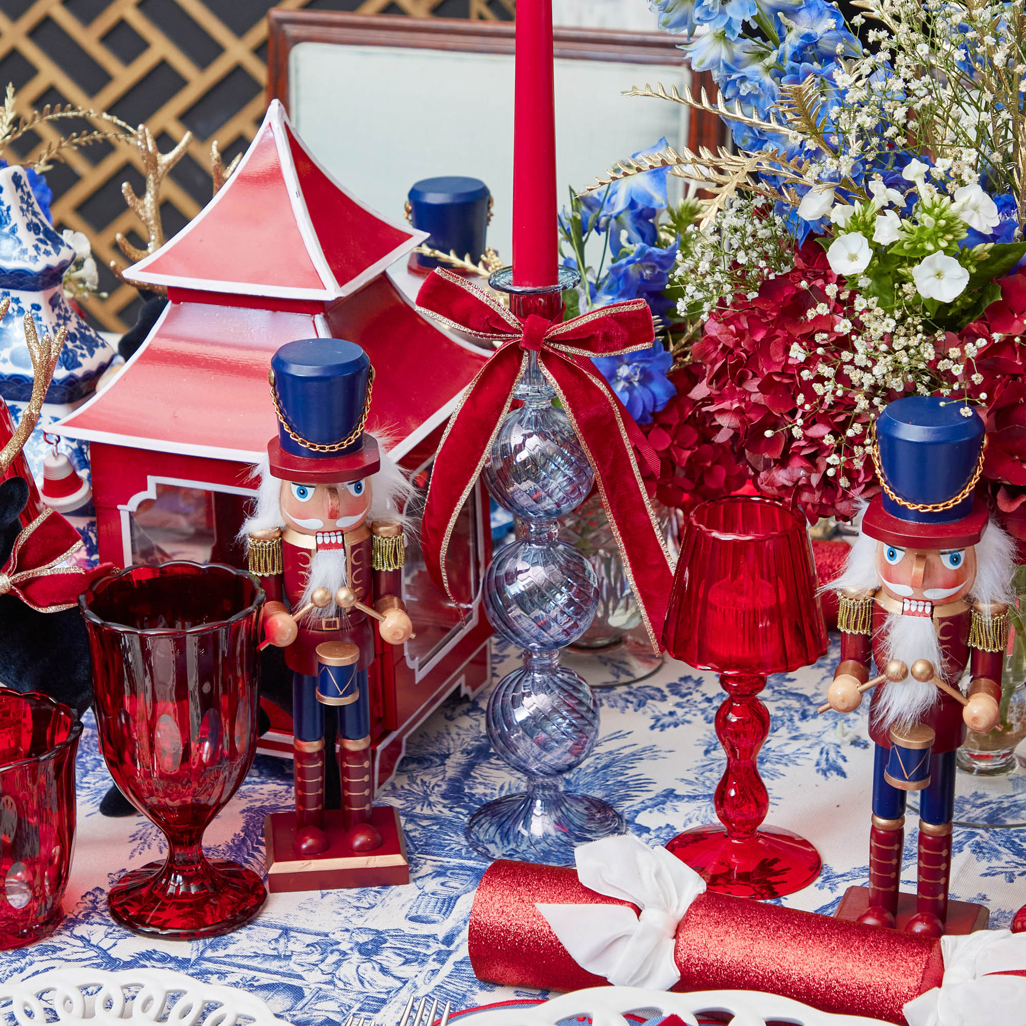 Gold Trimmed Red Velvet Bows (Set of 4) - 20cm