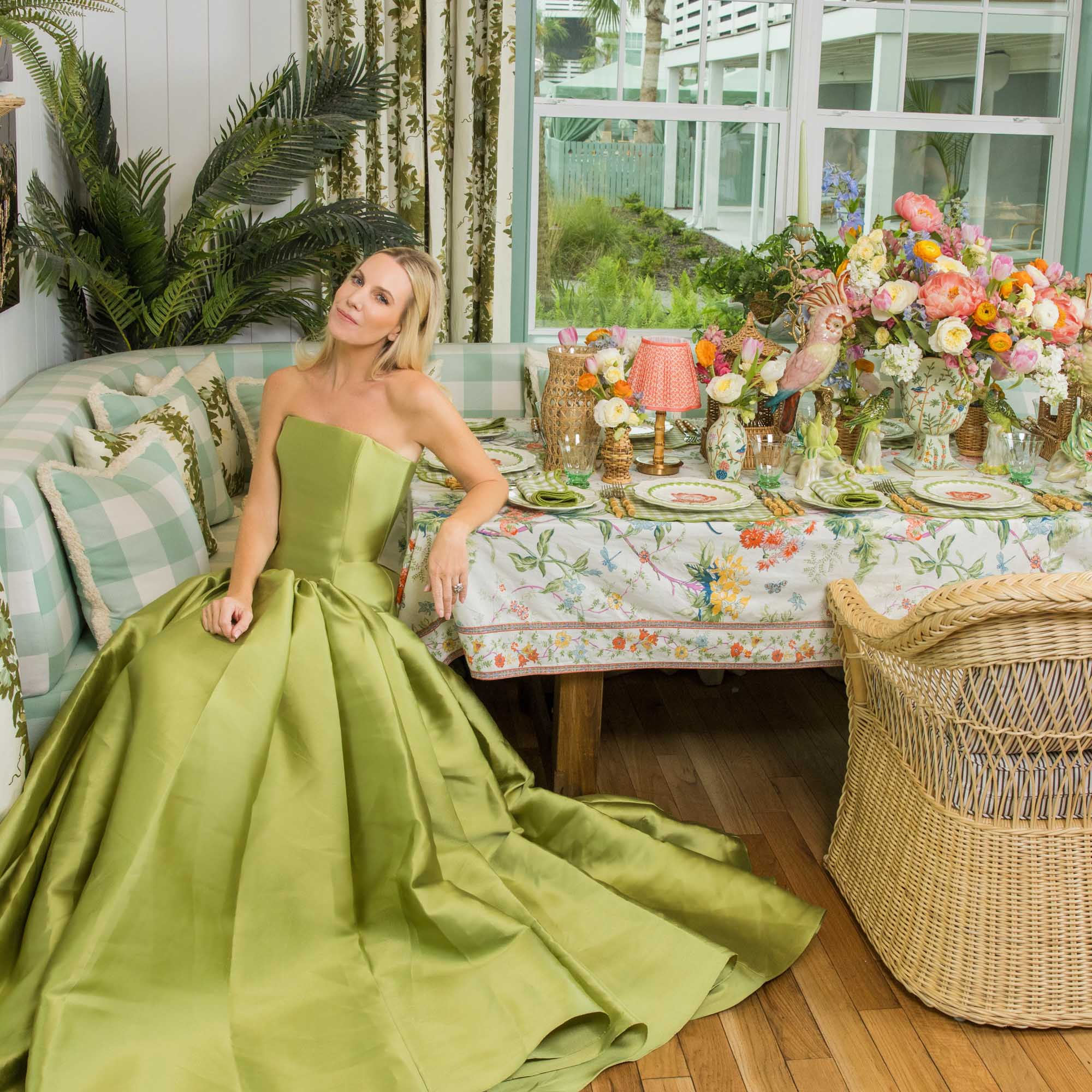 Green Tulip Water Glasses (Set of 4)