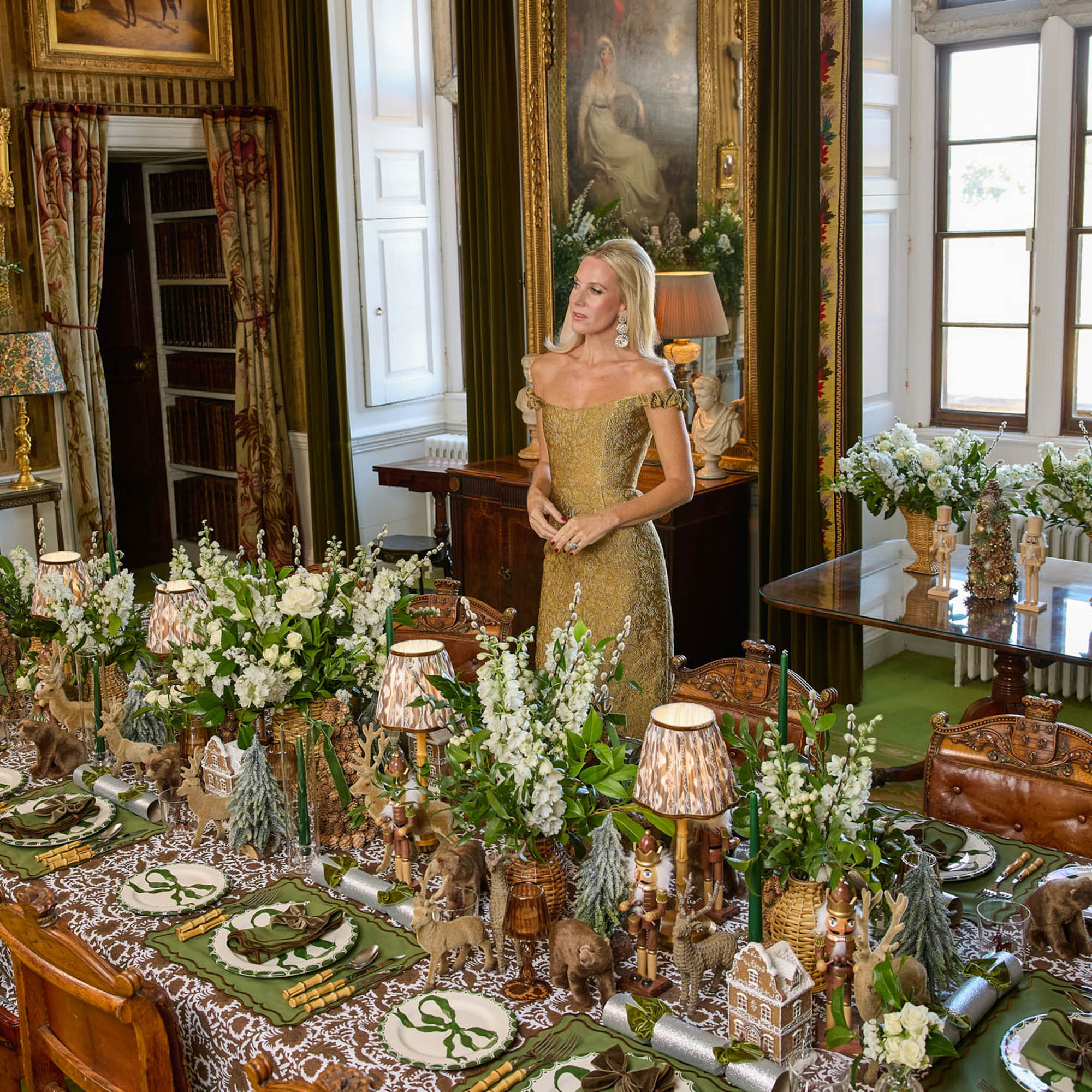 Marilyn Forest Green Bow Dinner Plates (Set of 4)