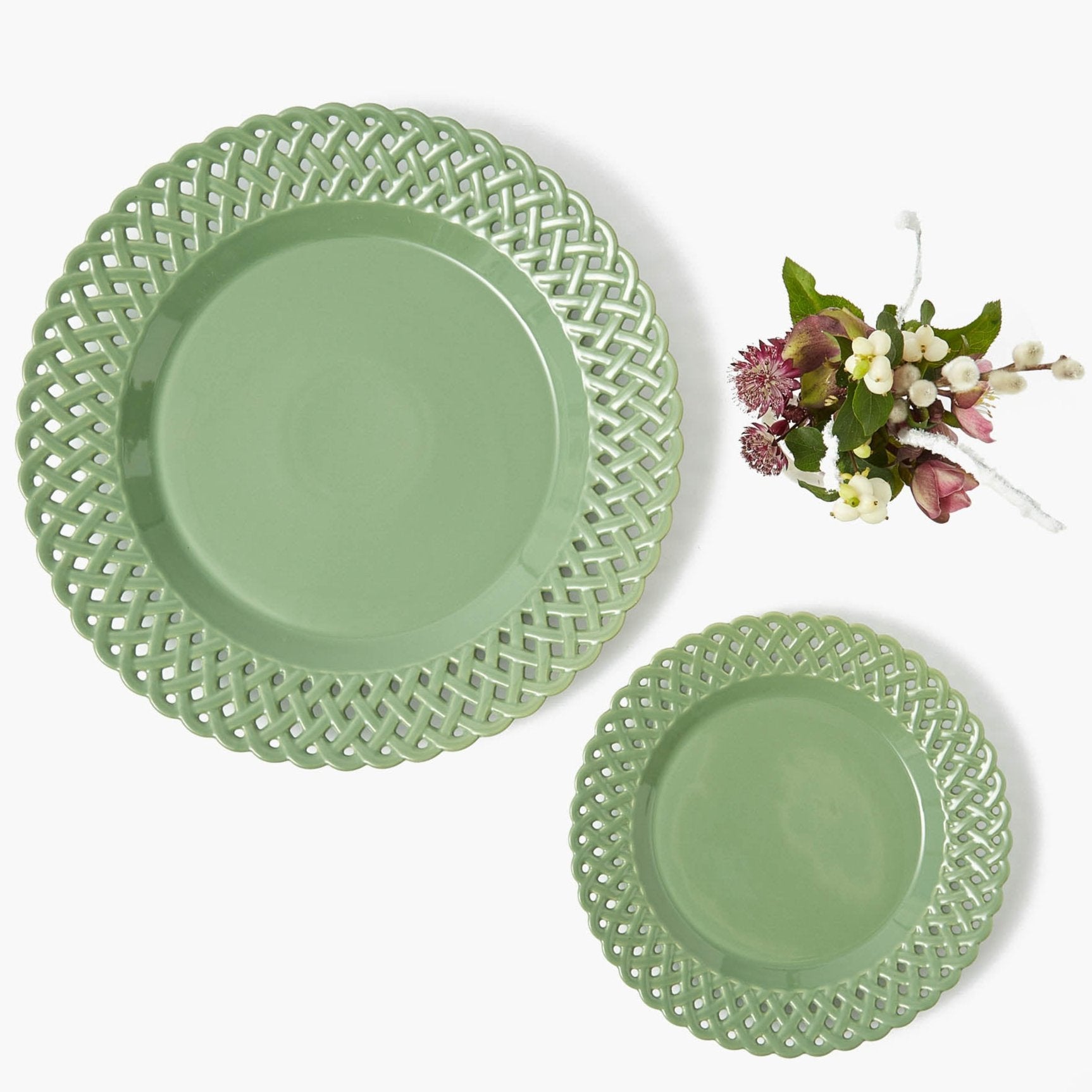 Sage Basketweave Starter Plate