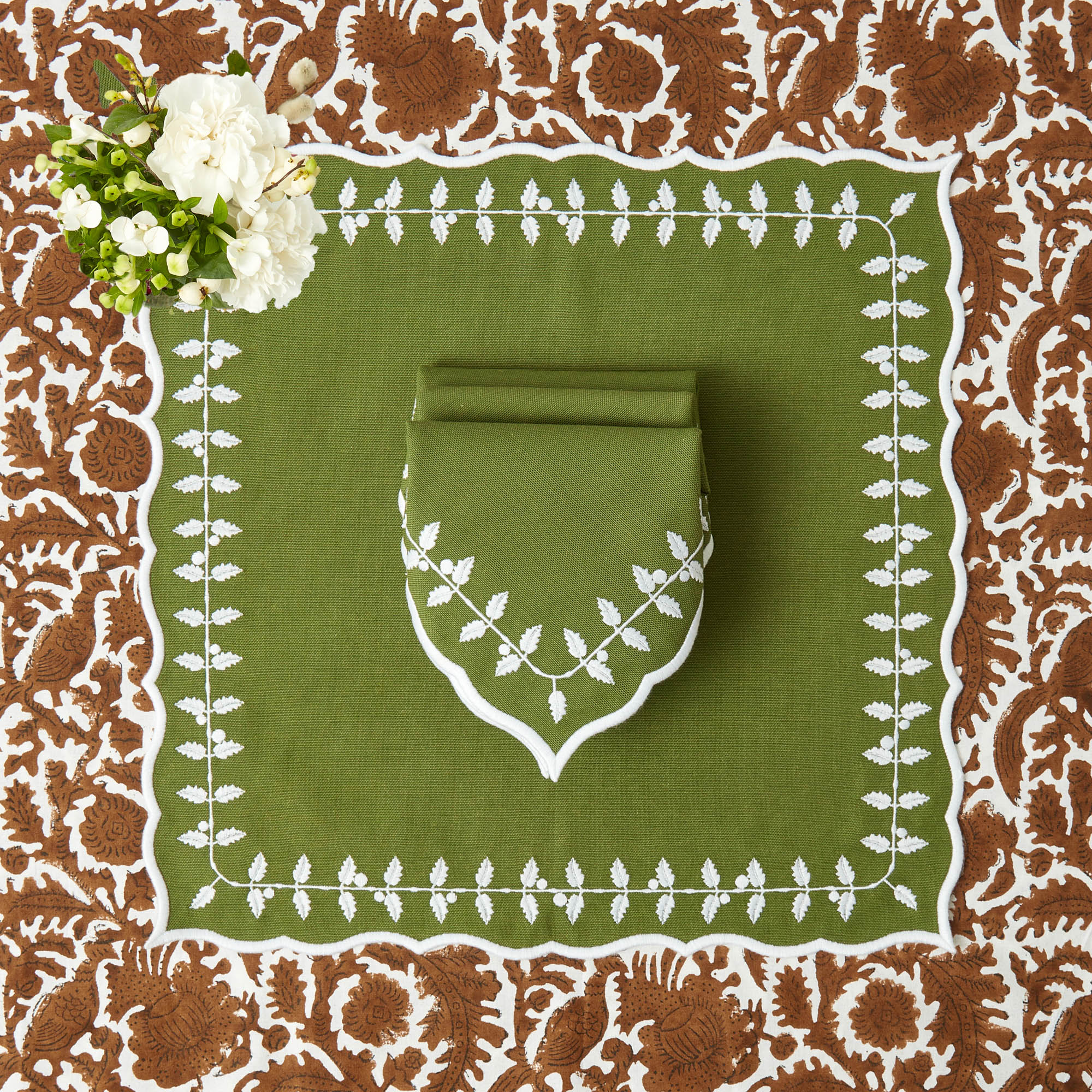 Green Bow Laurel Napkins (Set of 4)