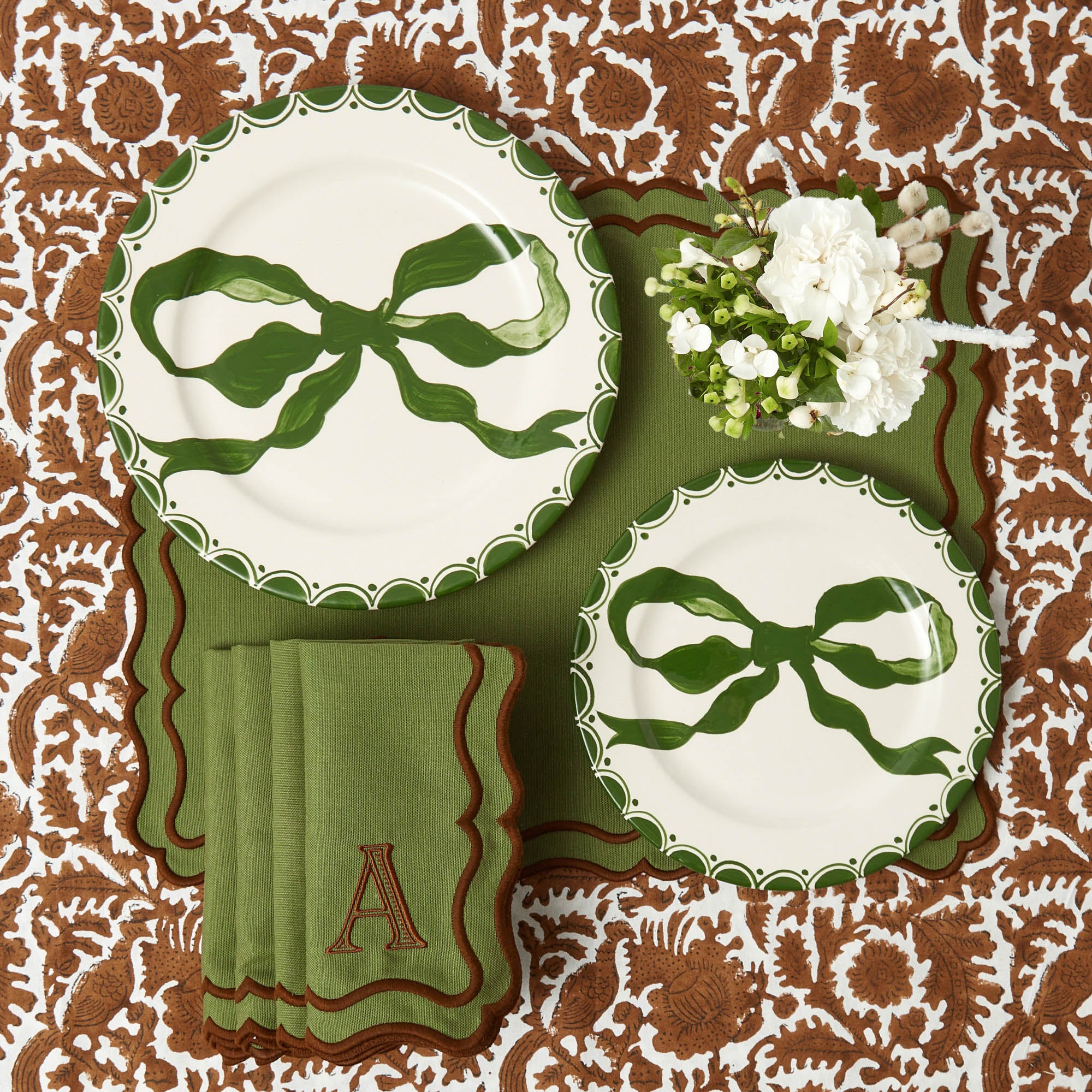 Marilyn Forest Green Bow Dinner & Starter Plates (Set of 8)