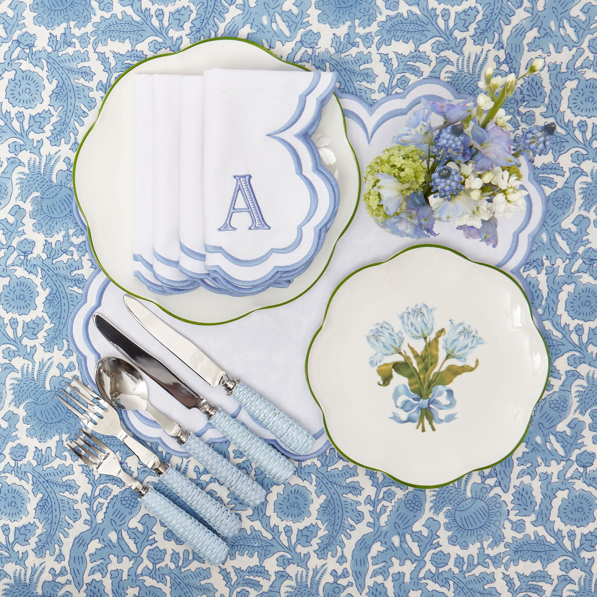 Serena White Napkins (Set of 4)