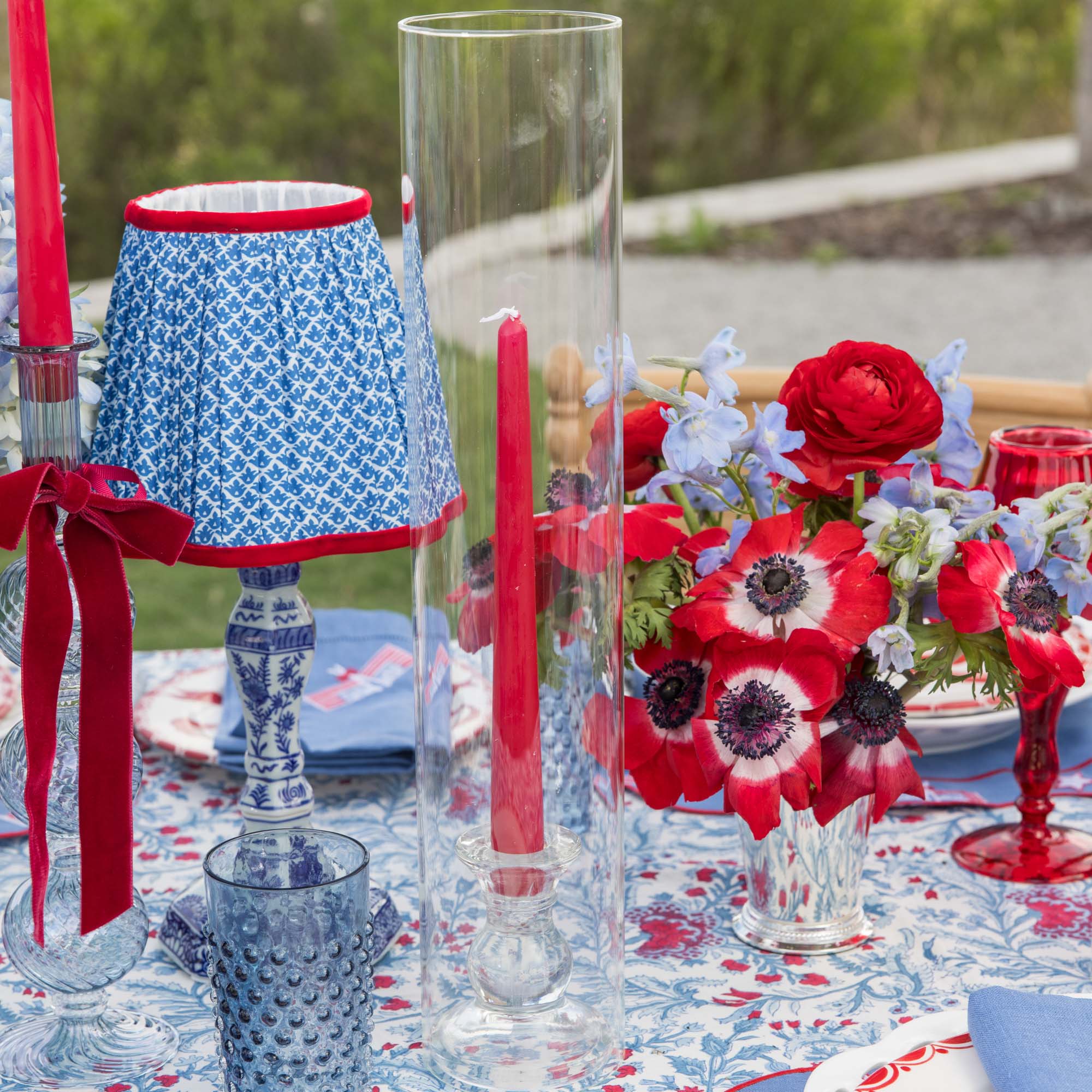 Cobalt & Red Lotus Lampshade (18cm)