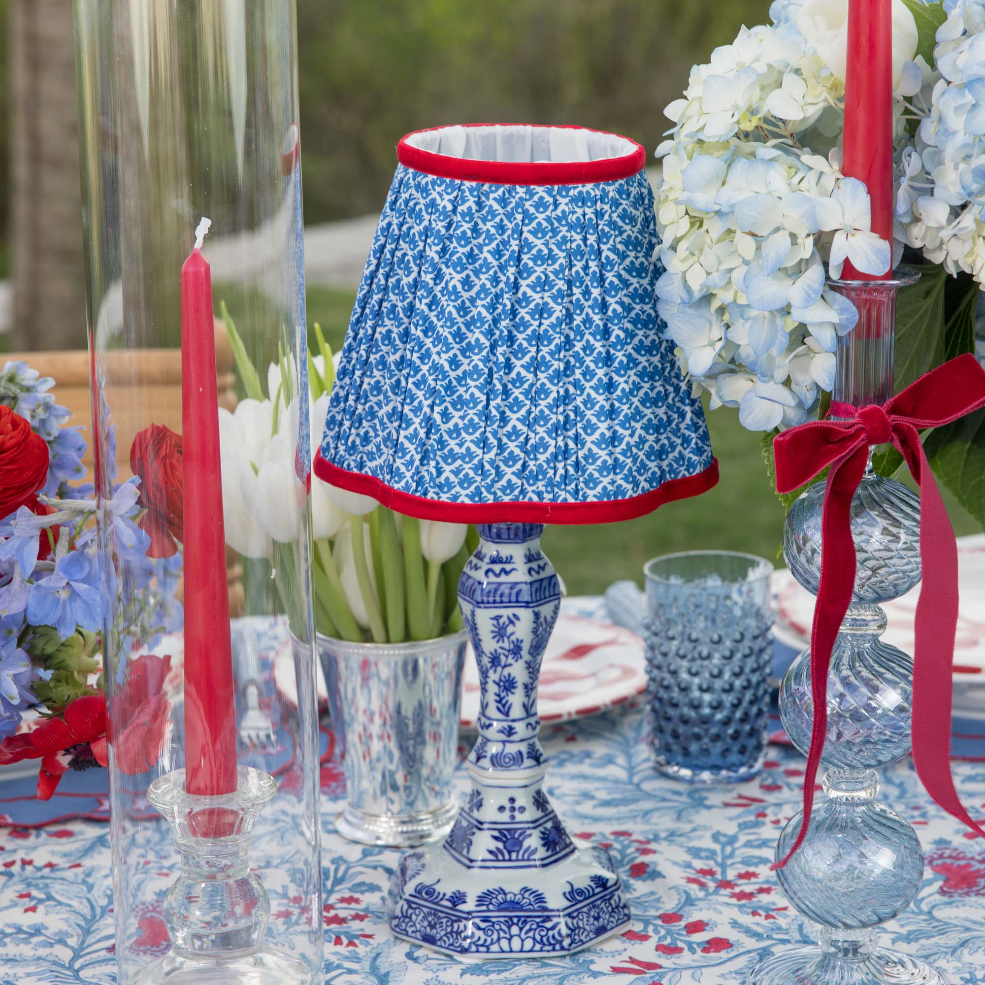 Serena Chinoiserie Rechargeable Lamp with Cobalt & Red Lotus Shade (18cm)