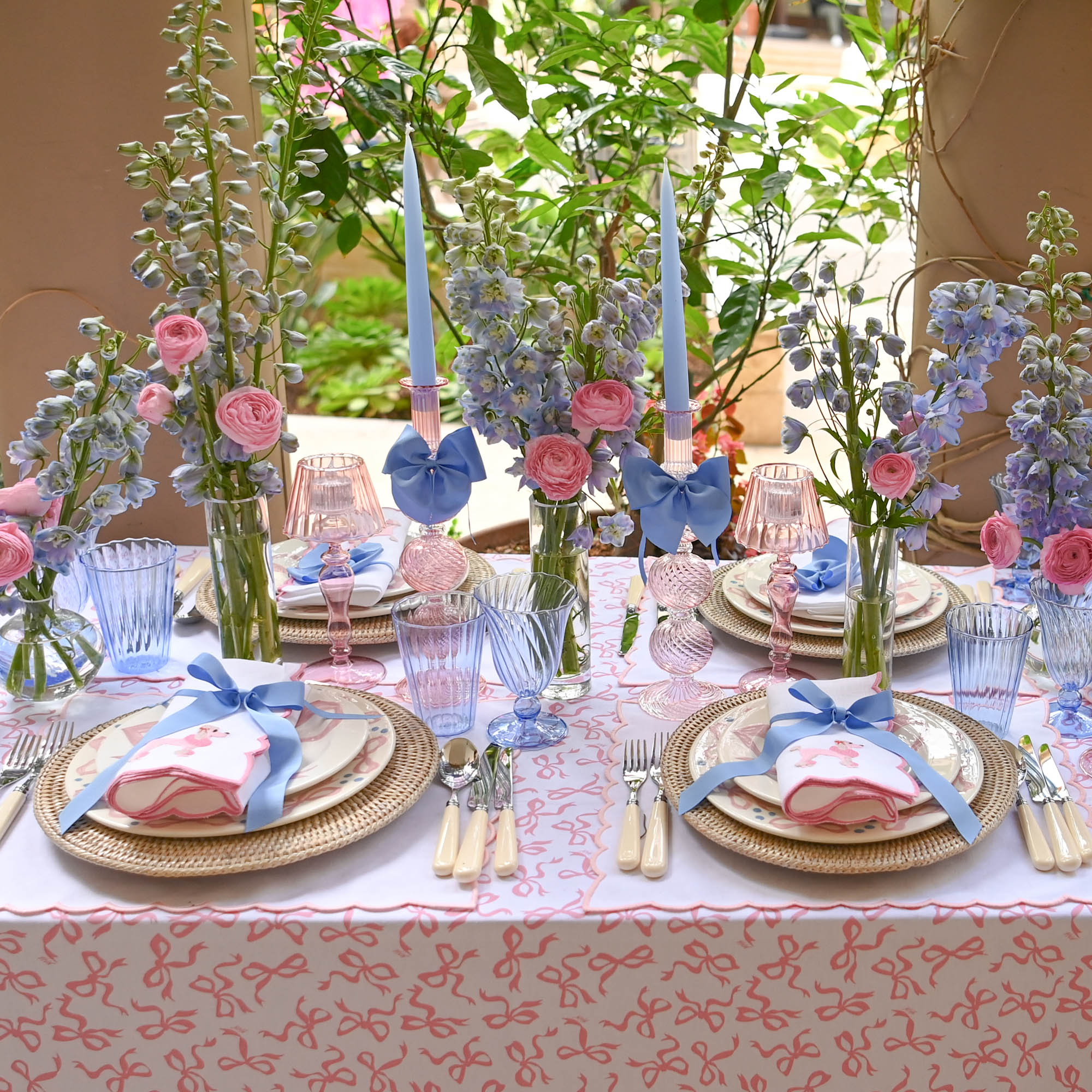 Harley's Bow Dinner Plates (Set of 4)