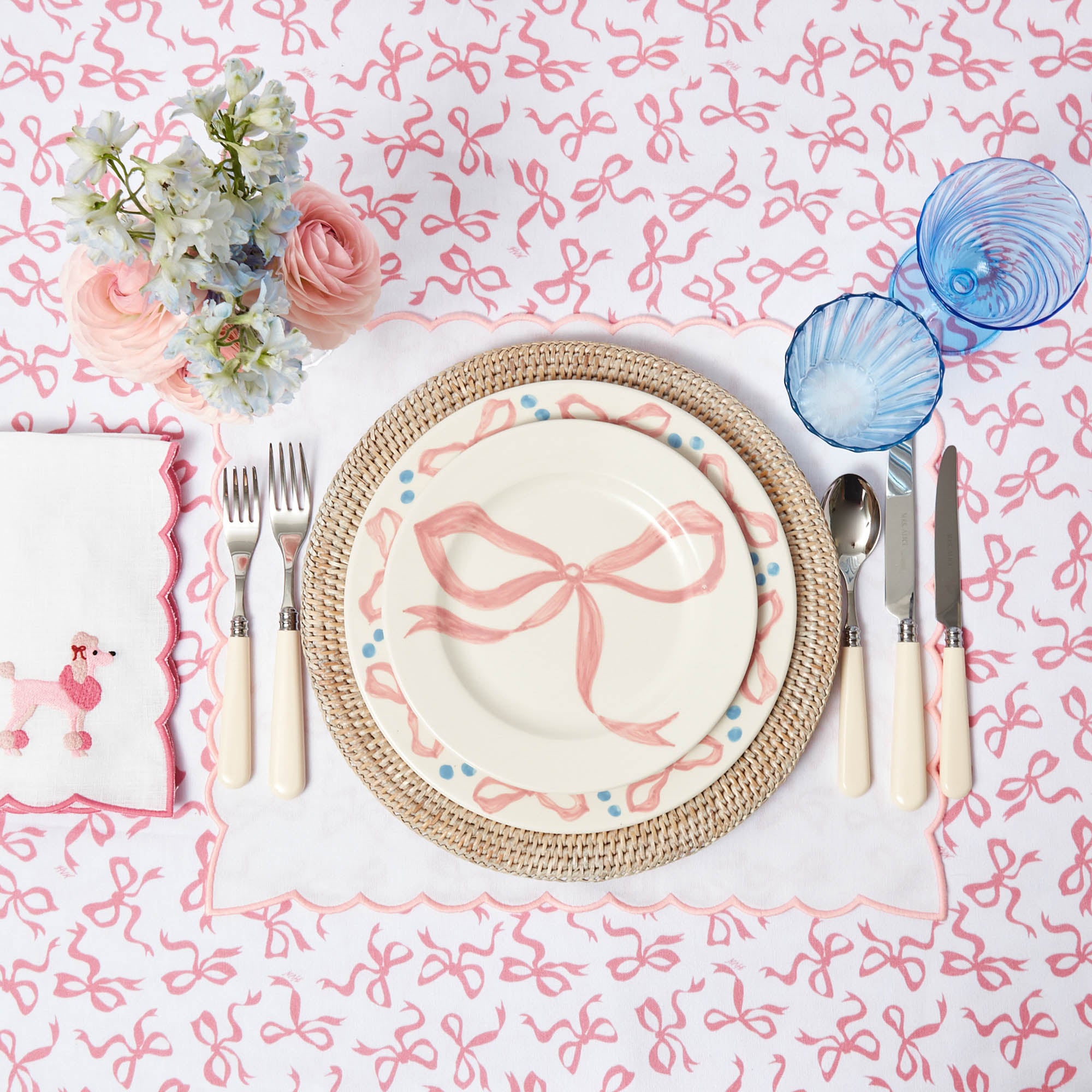 Harley's Bow Dinner Plates (Set of 4)