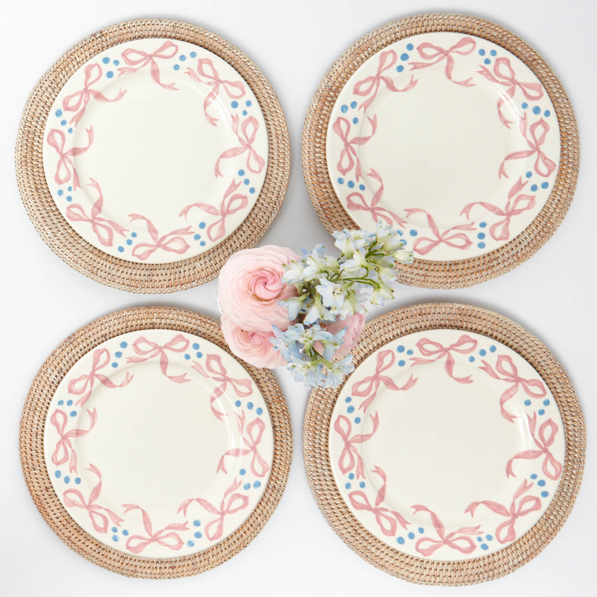 Harley's Bow Dinner Plates (Set of 4)
