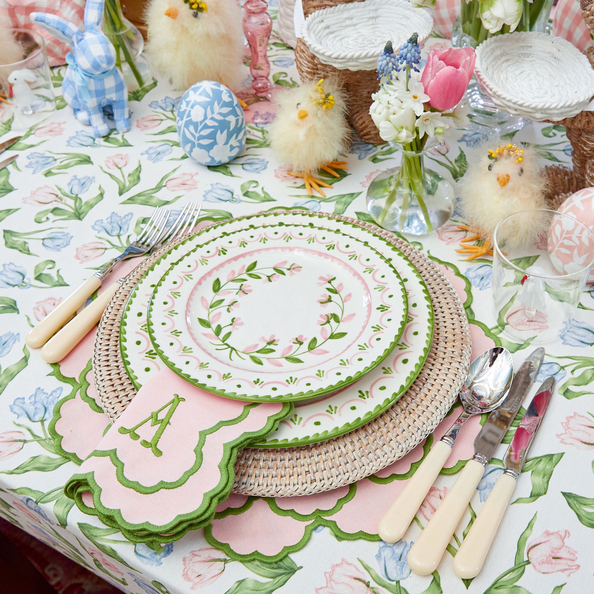 Lily Pink & Green Napkins (Set of 4)