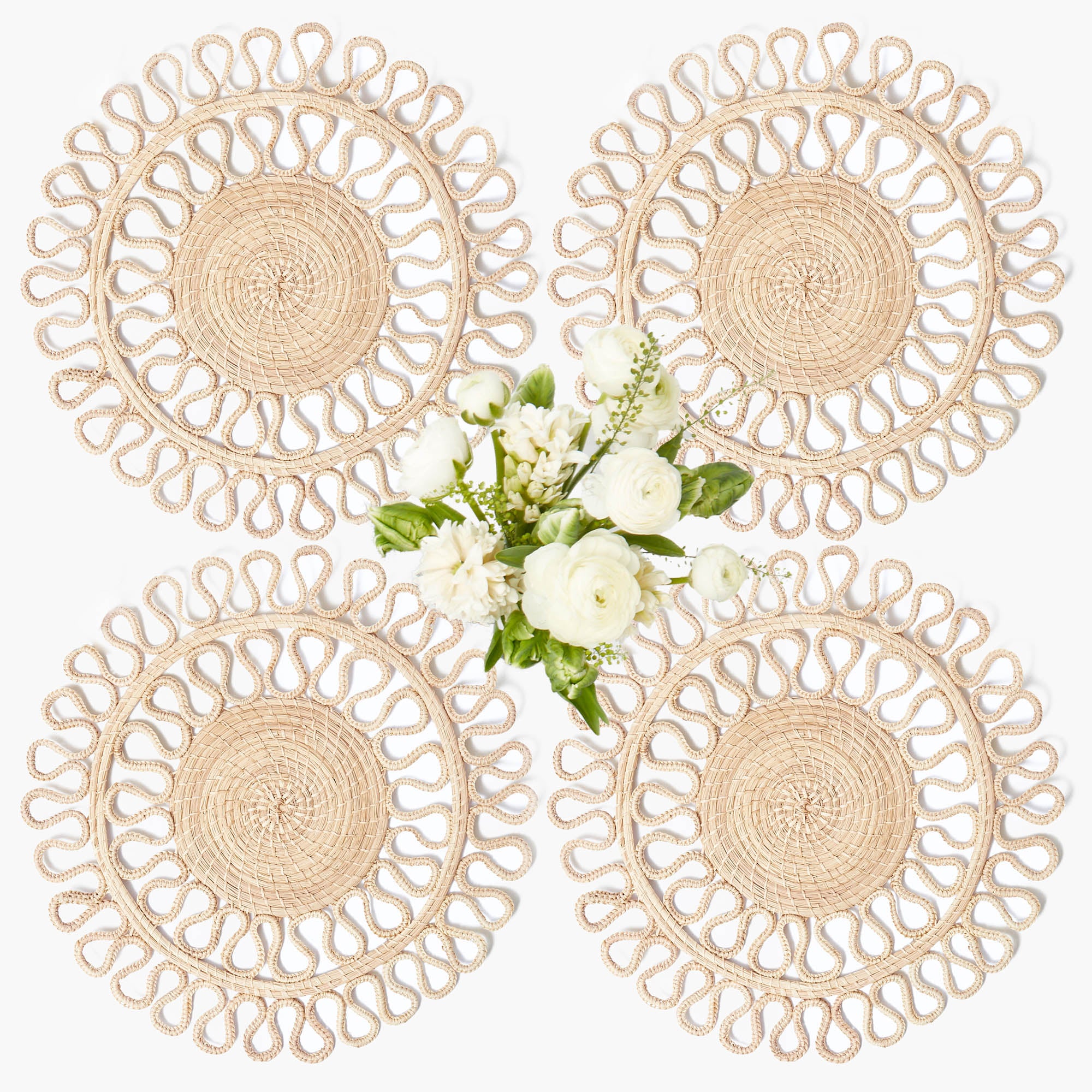 Estella Woven Round Placemats (Set of 4)
