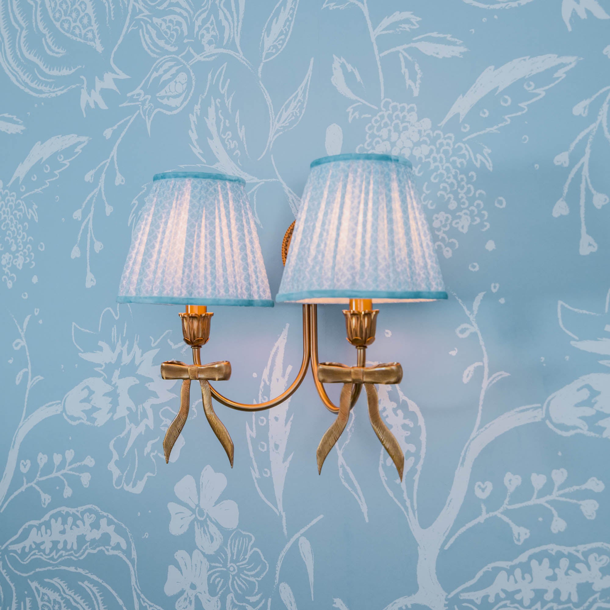 Marilyn Bow Rechargeable Double Wall Light