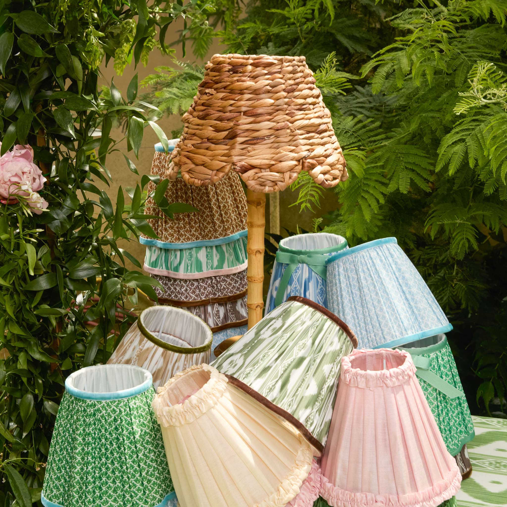 Rechargeable Bamboo Lamp with Natural Seagrass Shade (24cm)