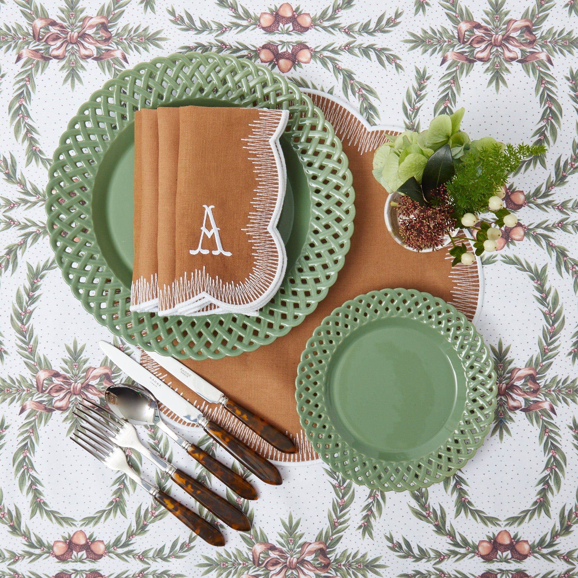 Sage Basketweave Starter Plates (Set of 4)