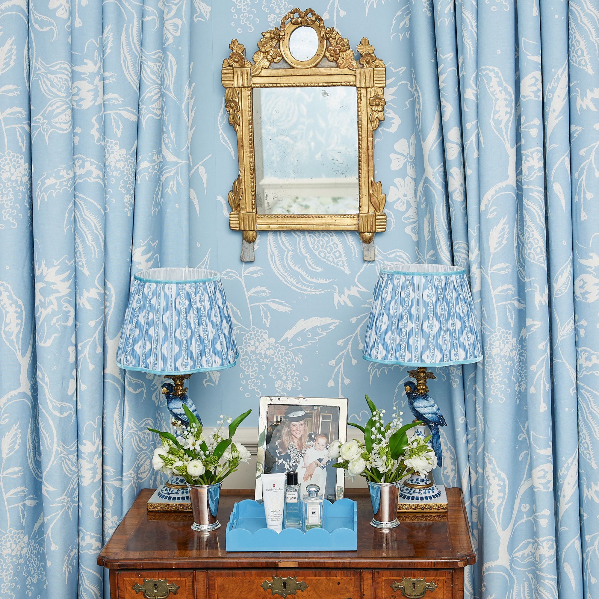 Blue Lacquer Tray Set