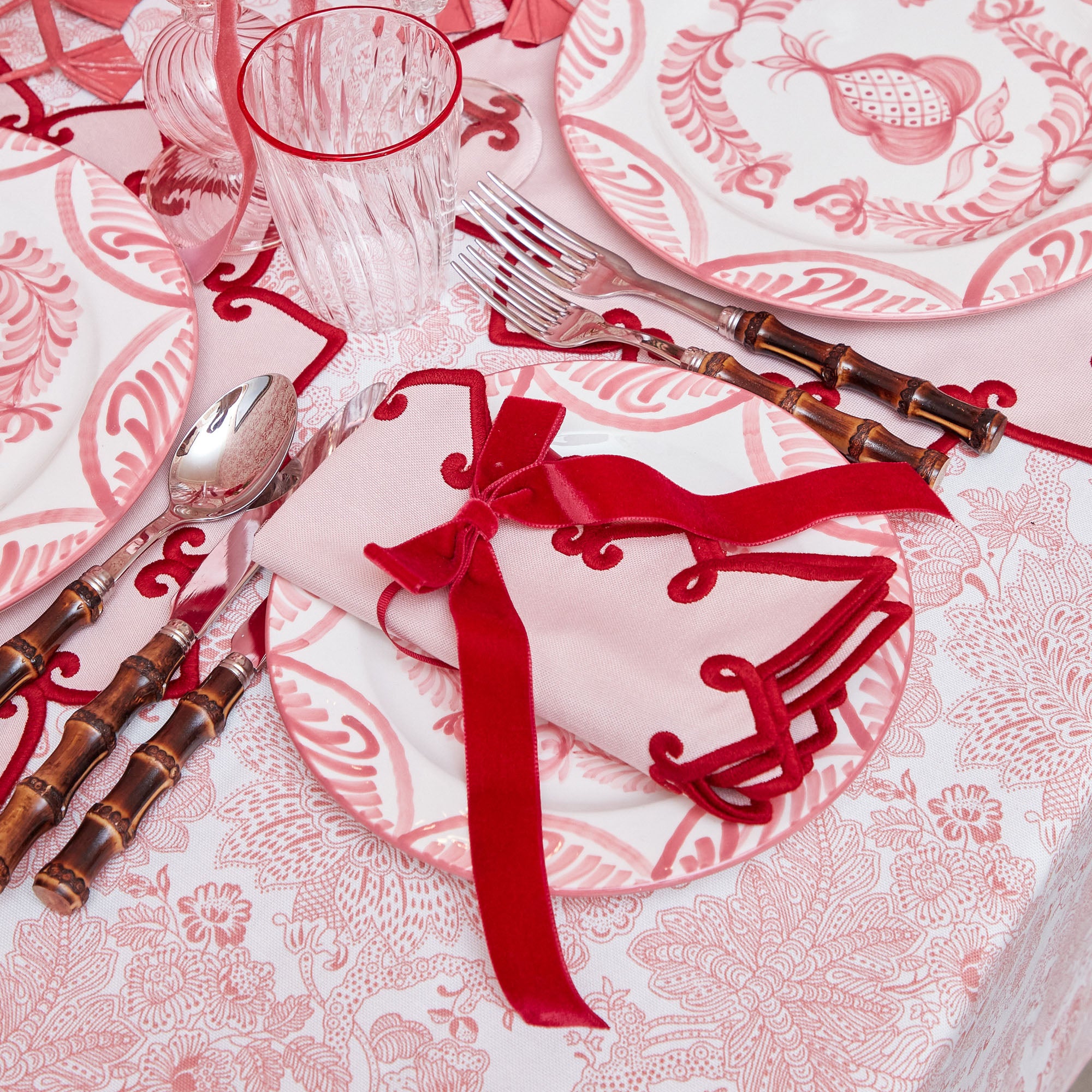 Angelina Pink & Red Napkins (Set of 4)