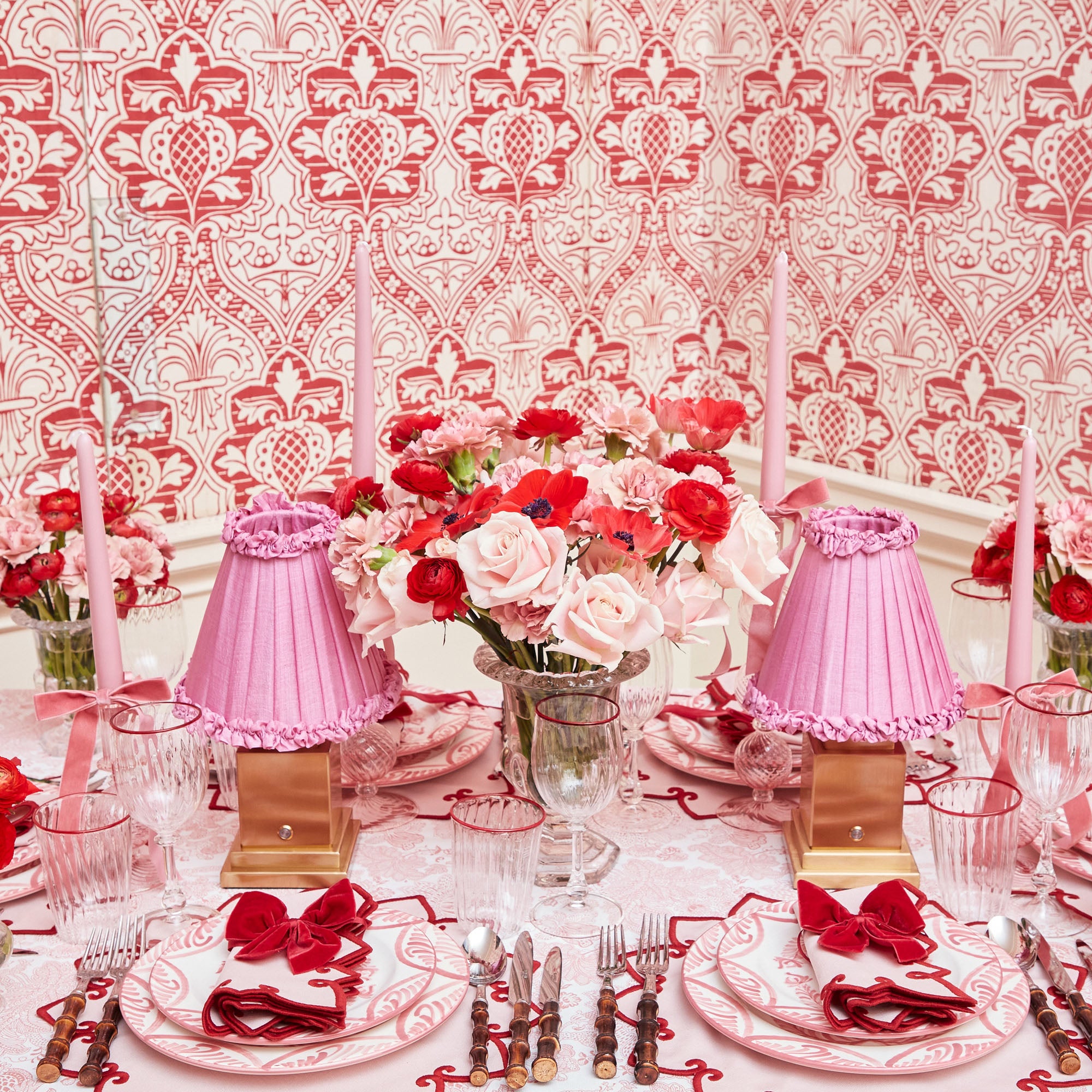 Square Rechargeable Lamp with Pink Frilled Shade (18cm)