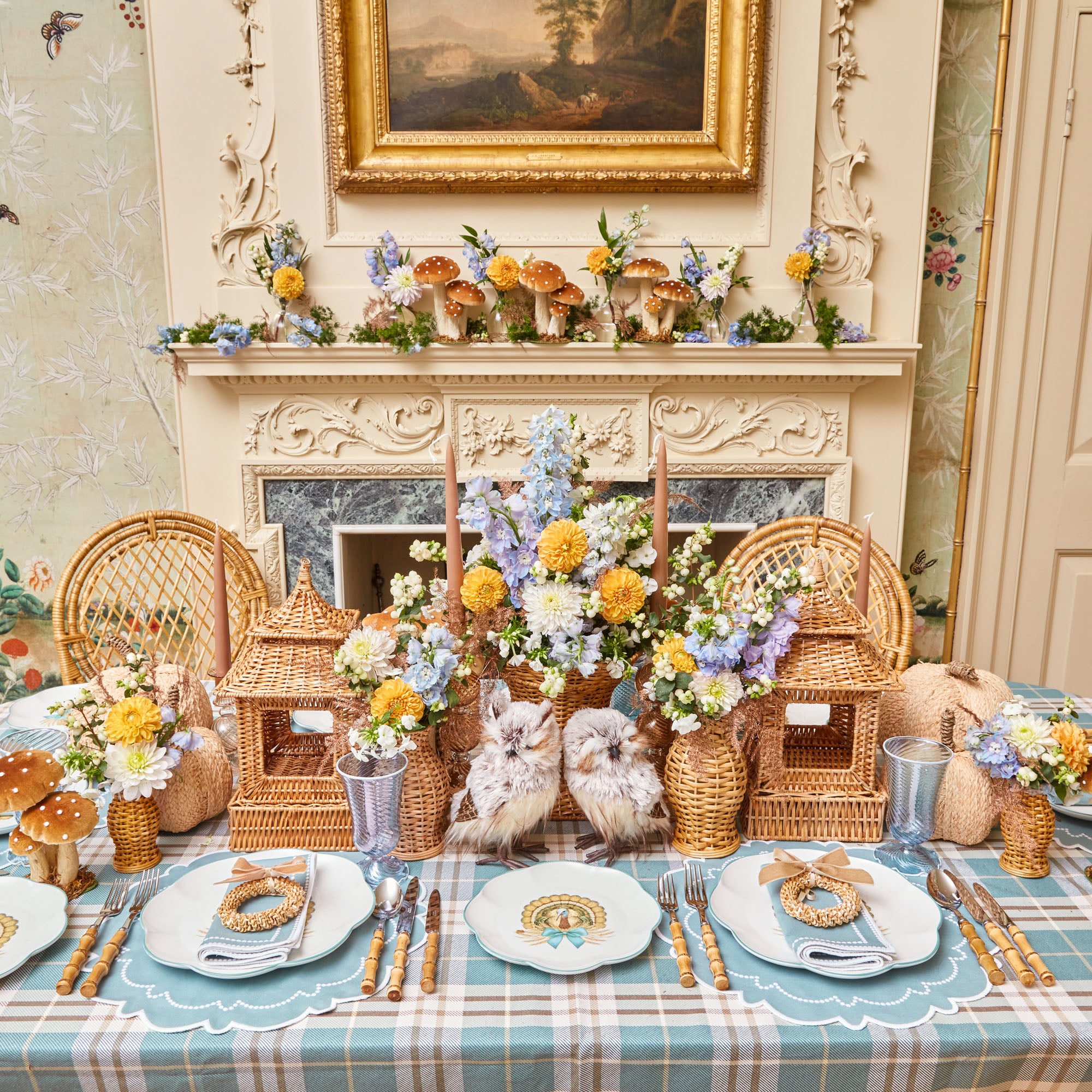 Set of Mariana Duck Egg-themed placemats, a total of four.