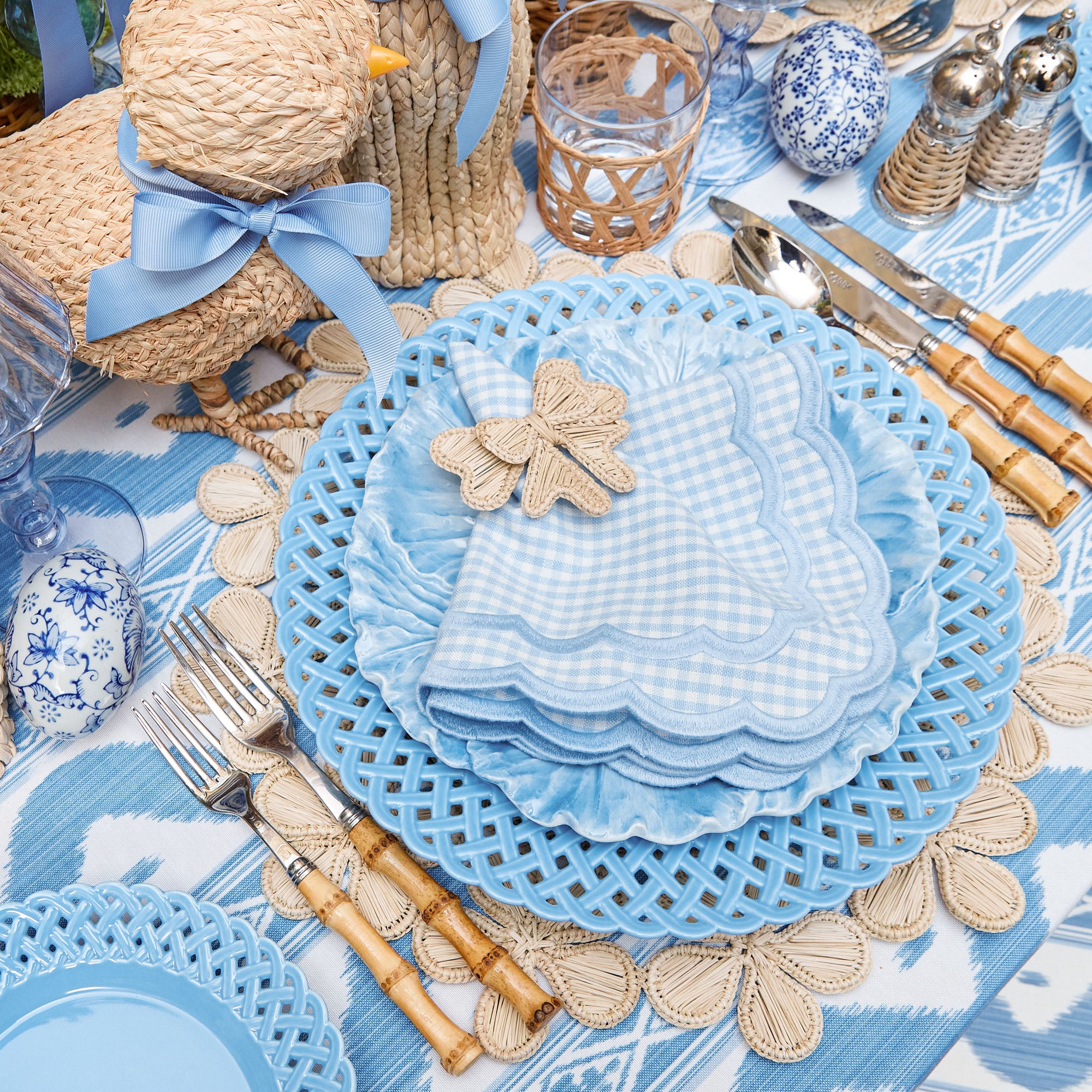 Mia Woven Placemats (Set of 4)