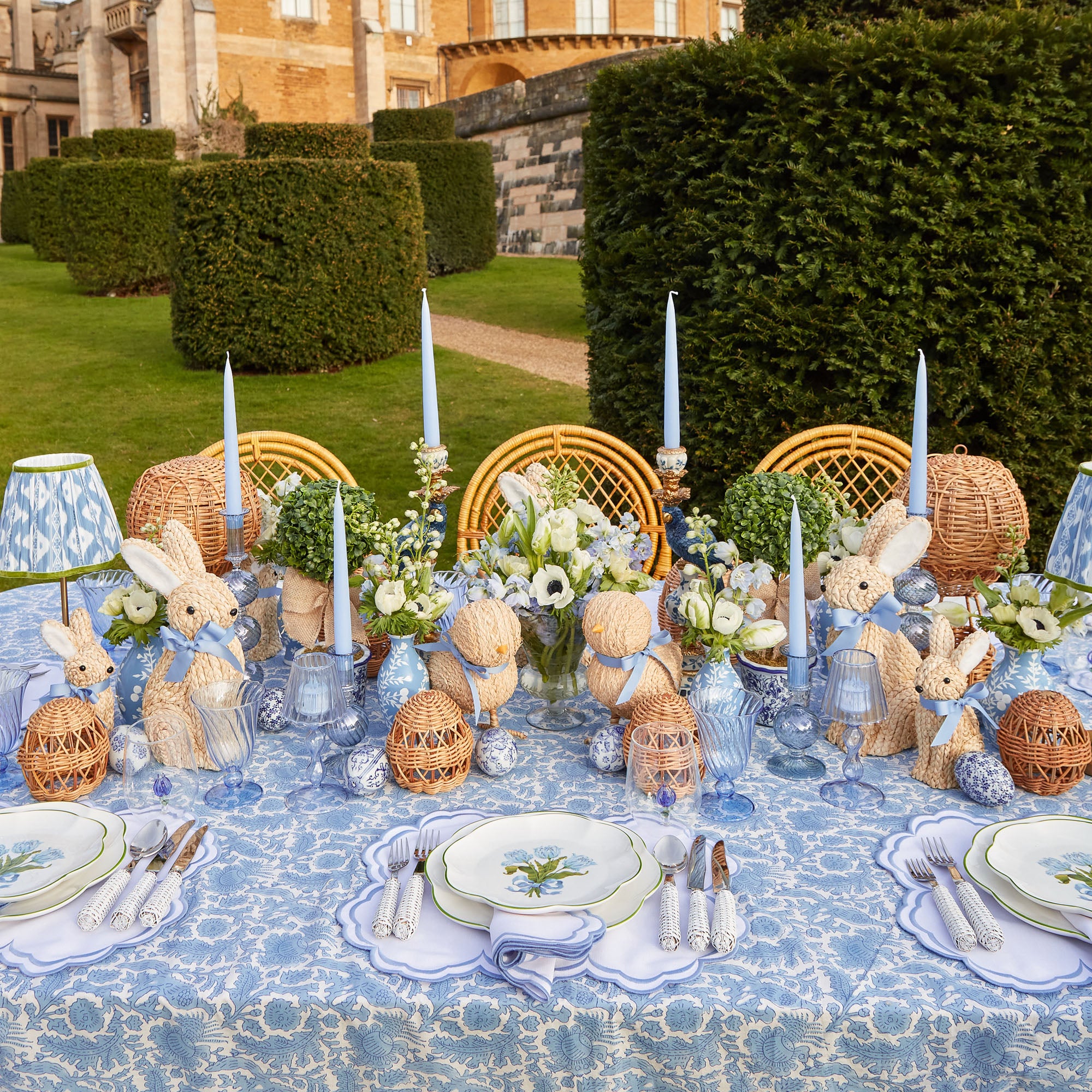 Serena White Napkins (Set of 4)