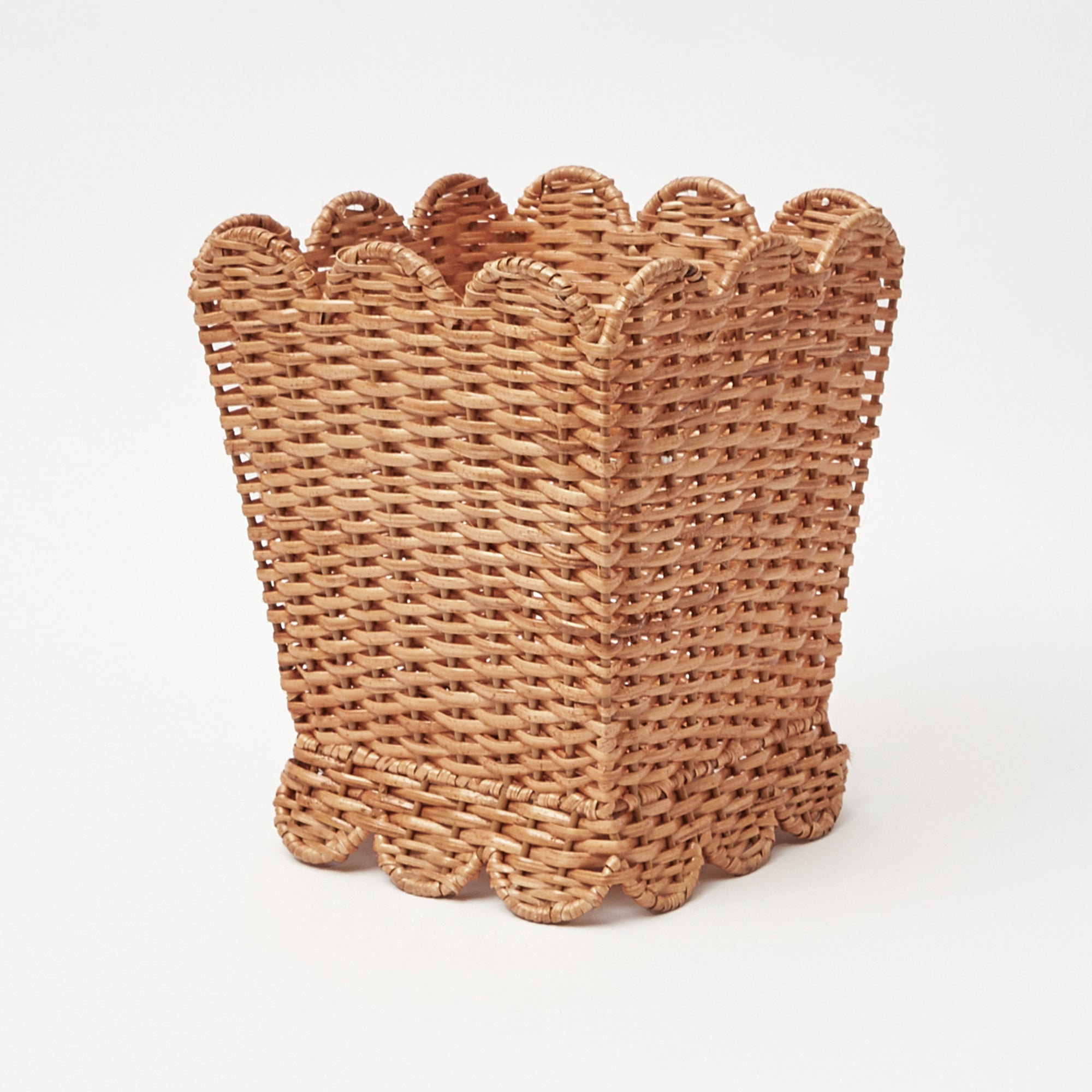 Scalloped Rattan Waste Paper Bin