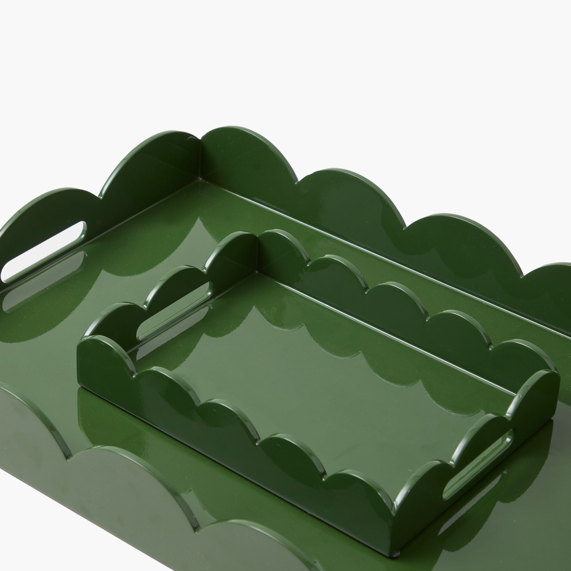 Large Olive Scalloped Lacquer Tray