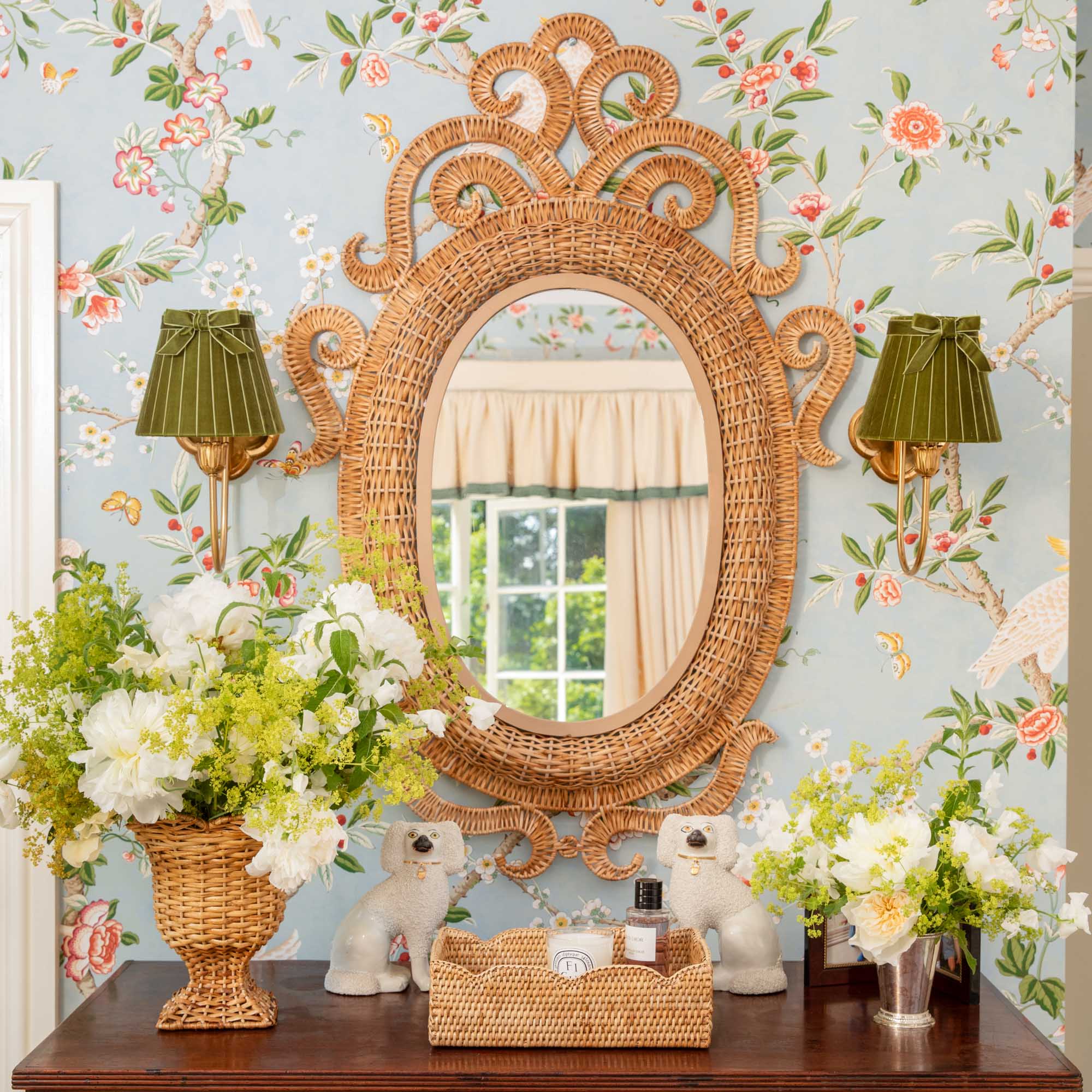 Olive Velvet Bow Lampshade (18cm)