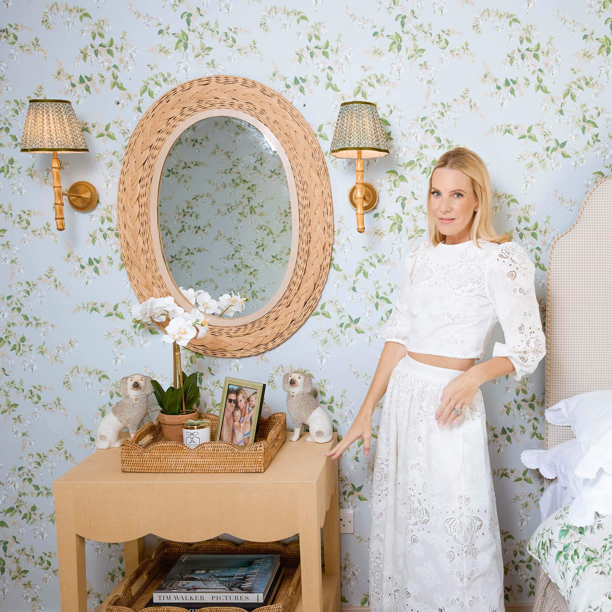 Olive Green Lotus Lampshade (18cm)