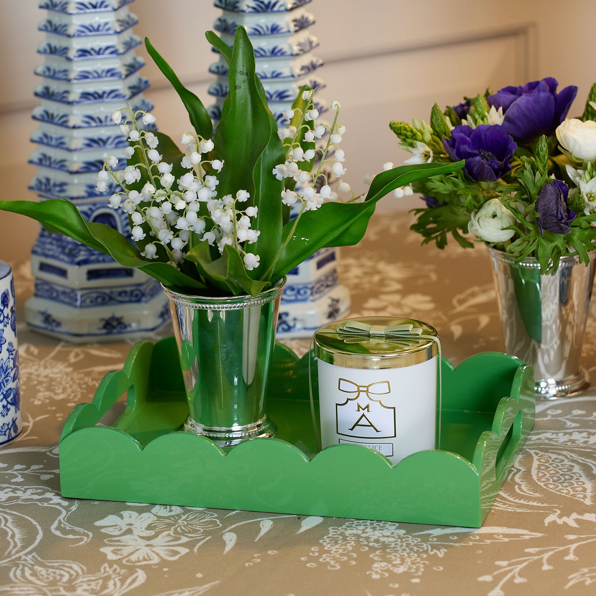 Small Green Lacquer Scalloped Tray