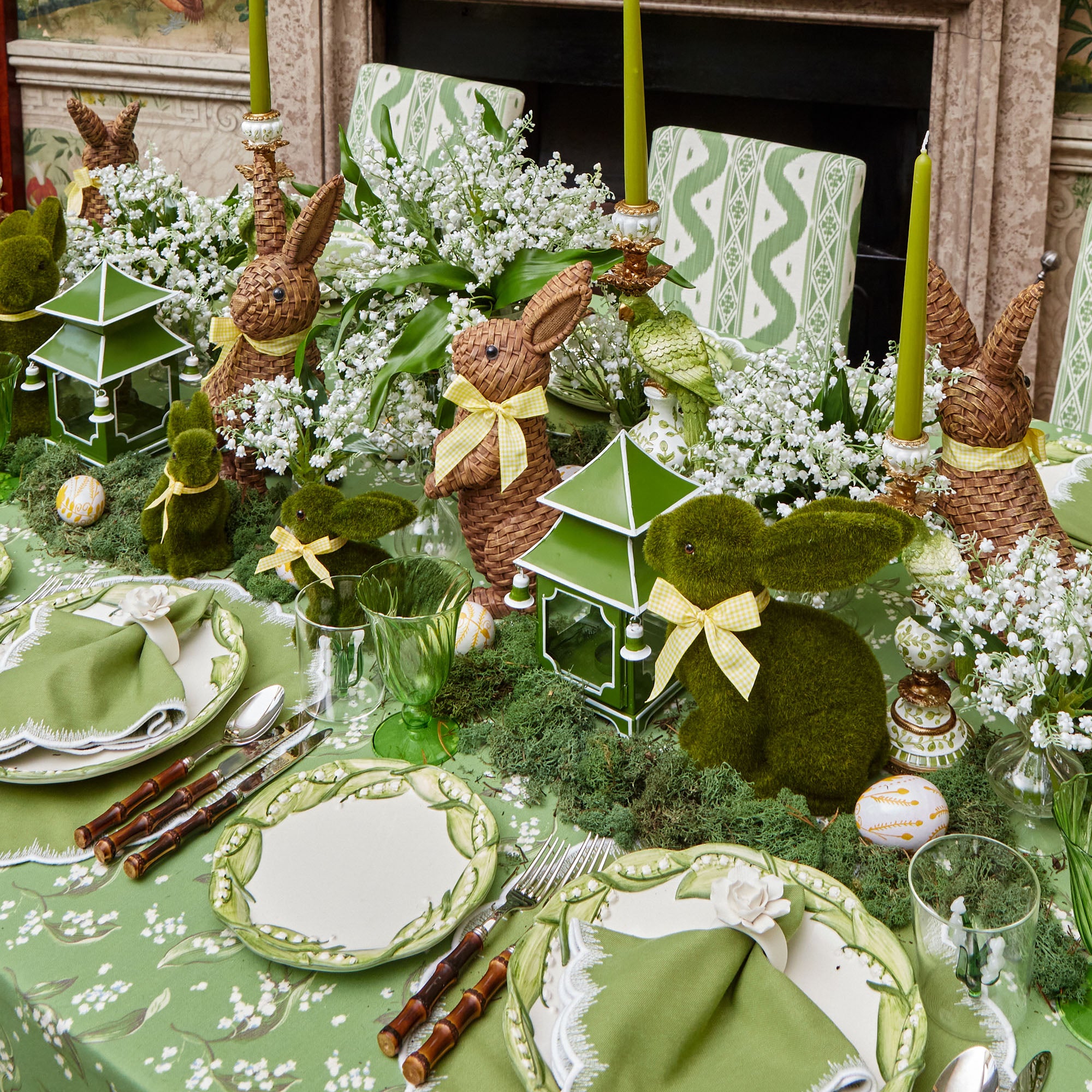 Mrs. Alice Decorative Moss