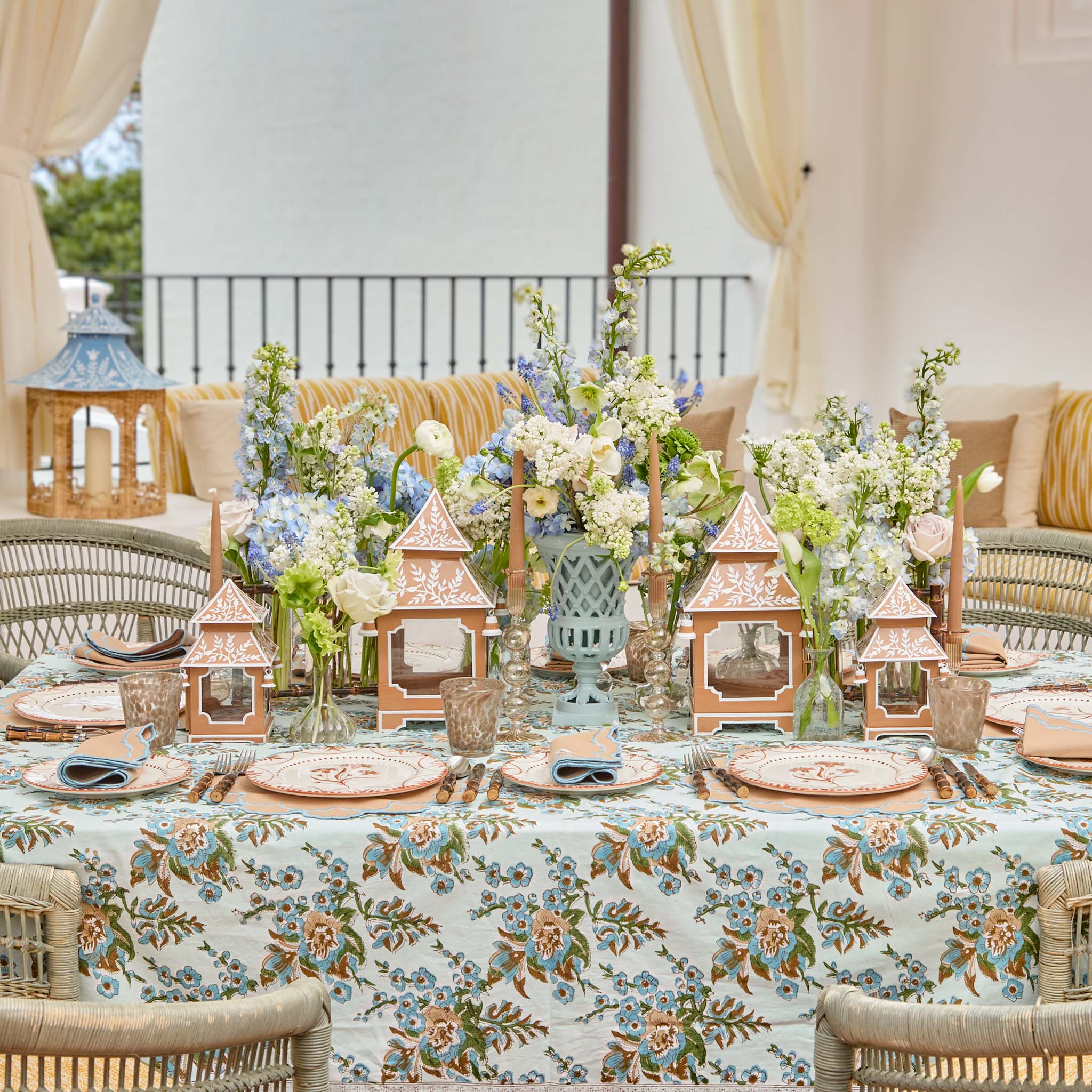 Caramel Chinoiserie Pagoda Lantern