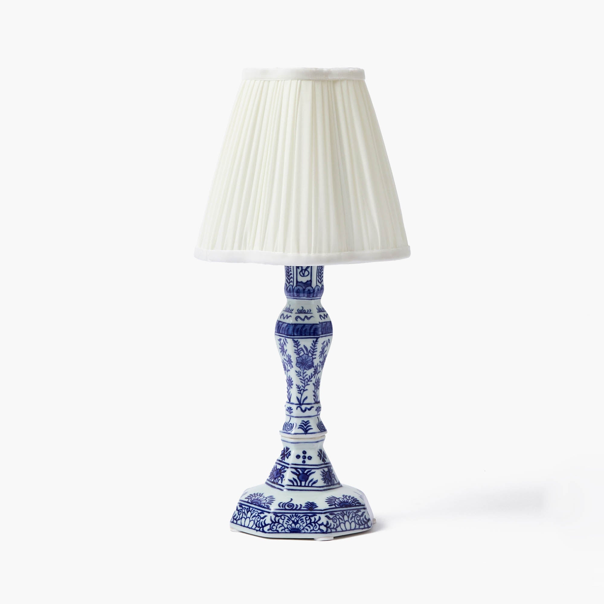 Serena Chinoiserie Rechargeable Lamp with Cream Shade (18cm)