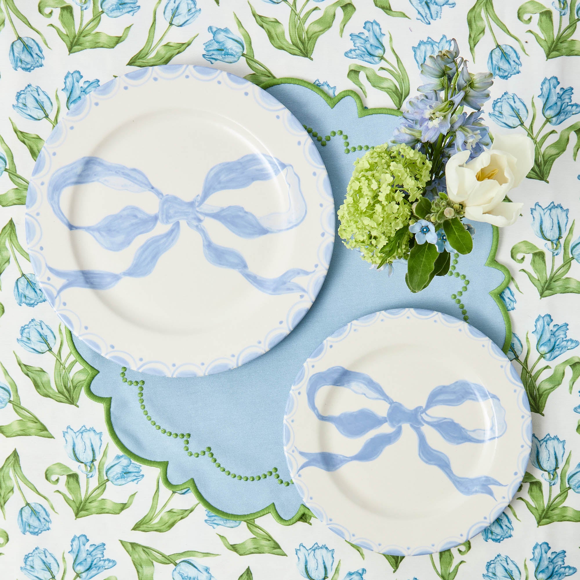 Marilyn Blue Bow Dinner Plates (Set of 4)