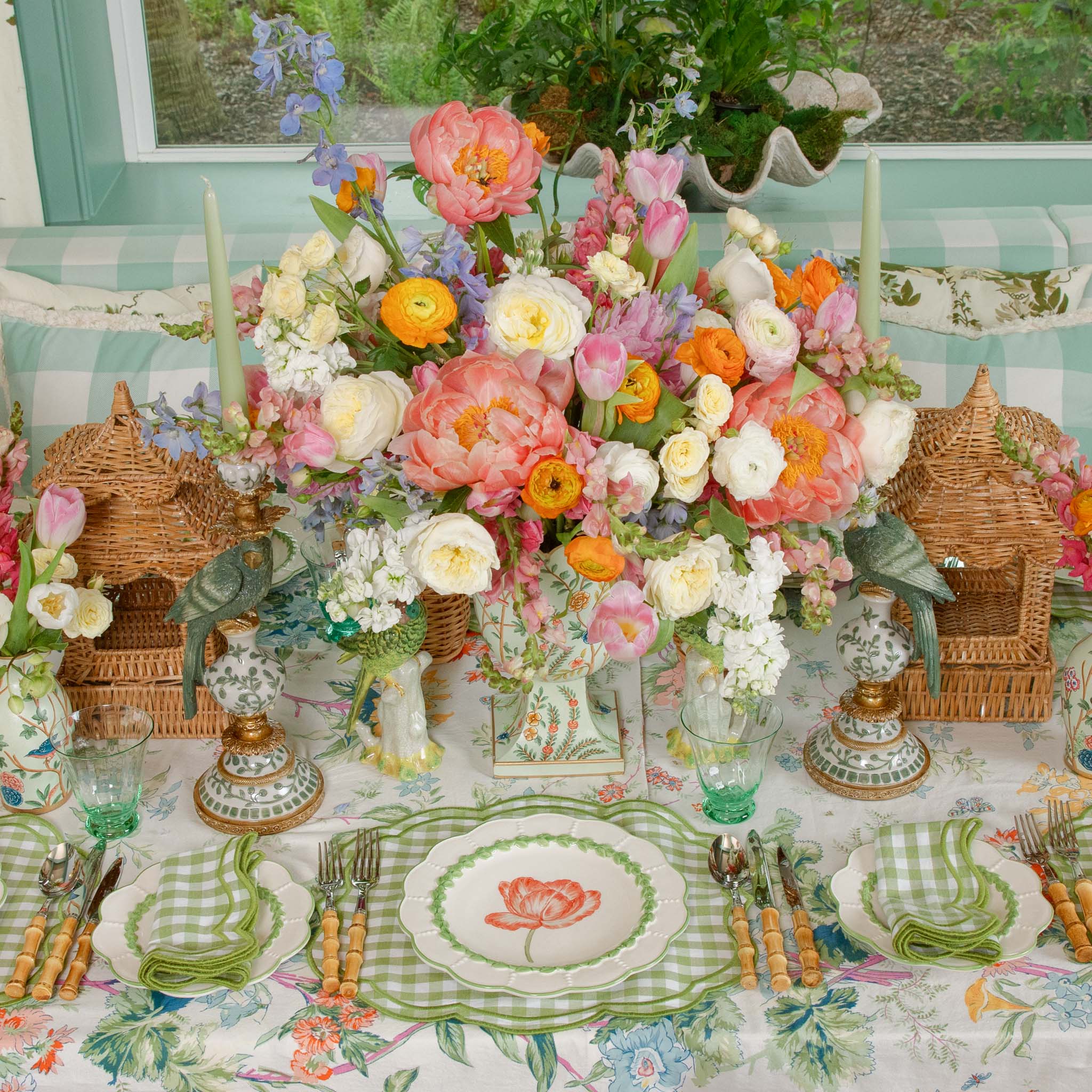 Green Laurel Tulip Dinner & Starter Plates (Set of 8)