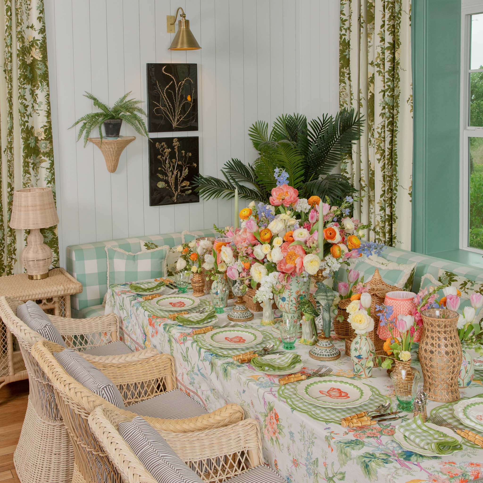 Green Tulip Water Glasses (Set of 4)