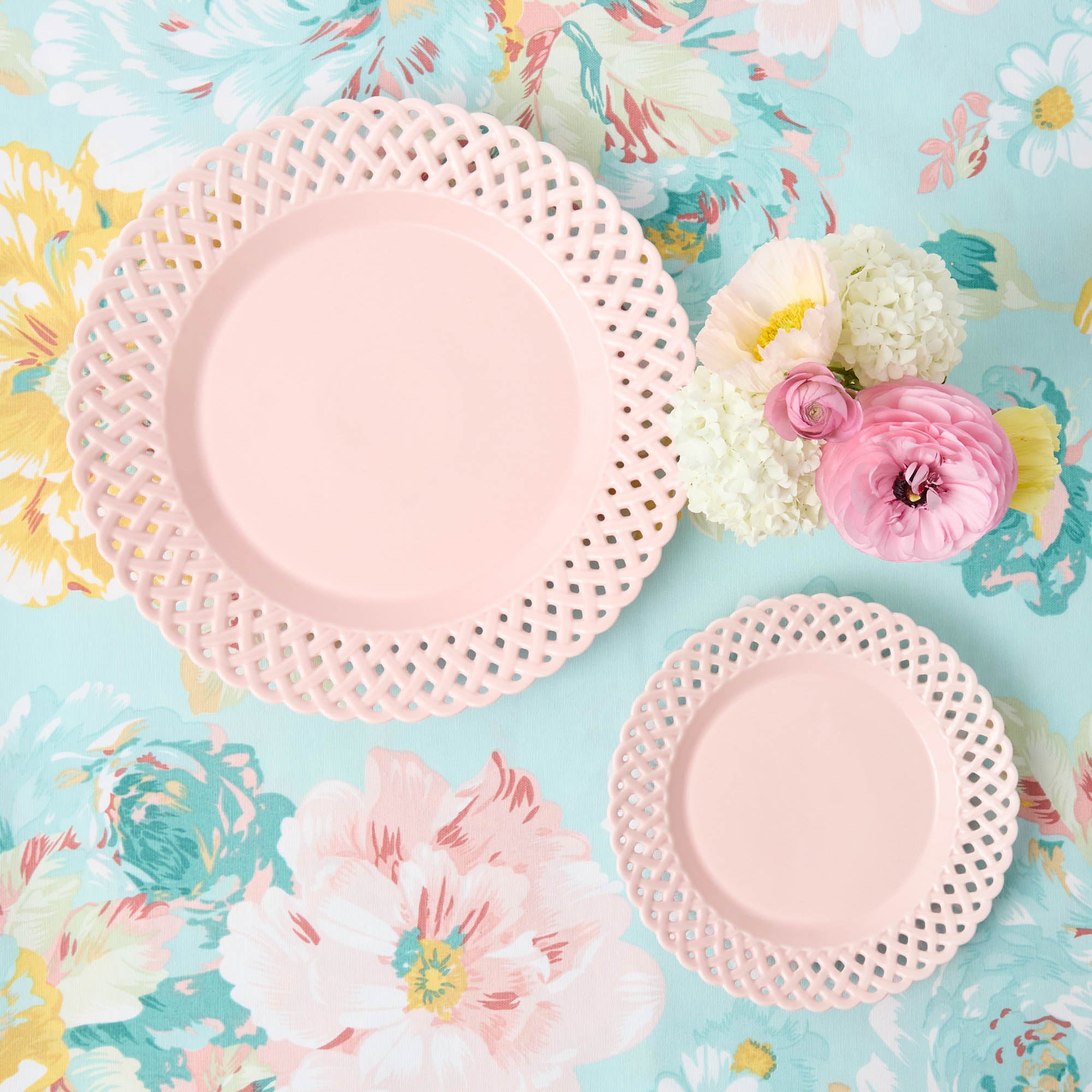 Pink Basketweave Dinner & Starter Plates (Set of 8)