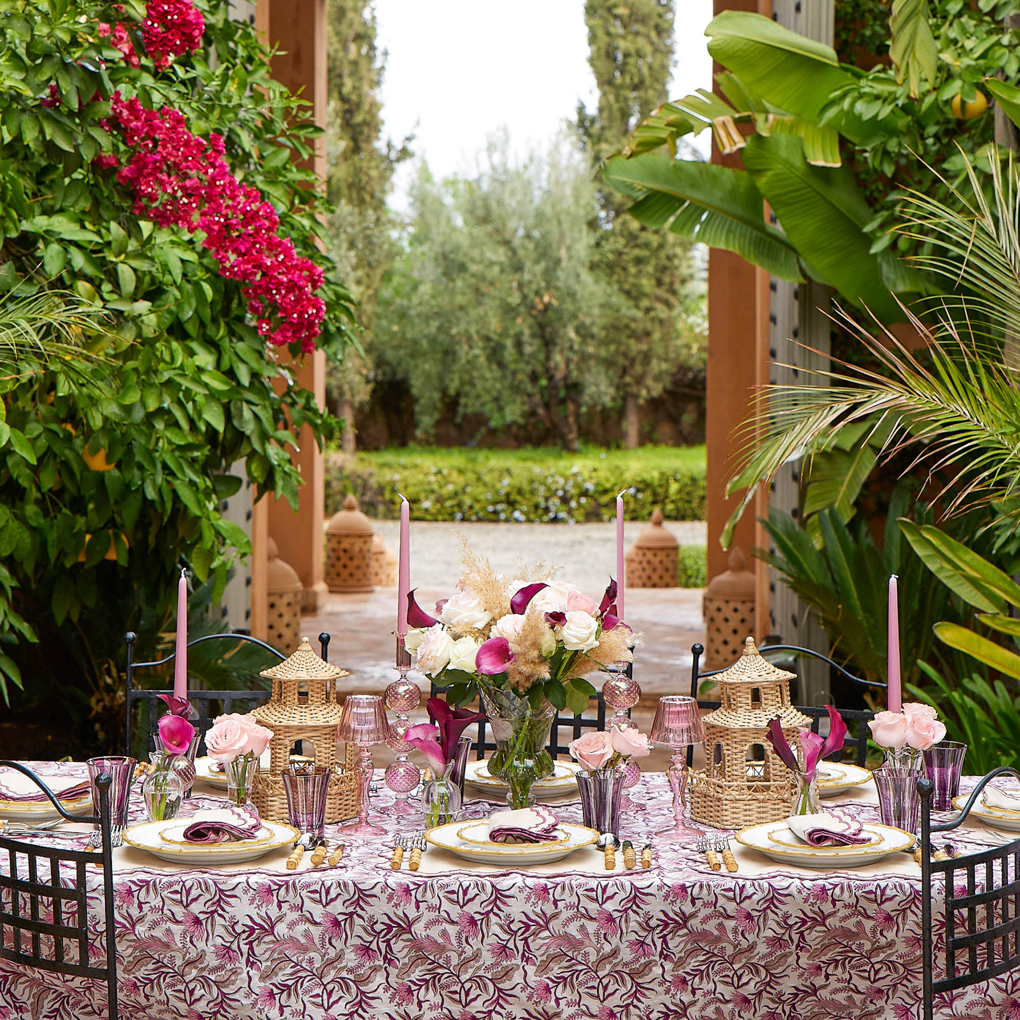 Scarlett Sand Placemats & Napkins (Set of 4)