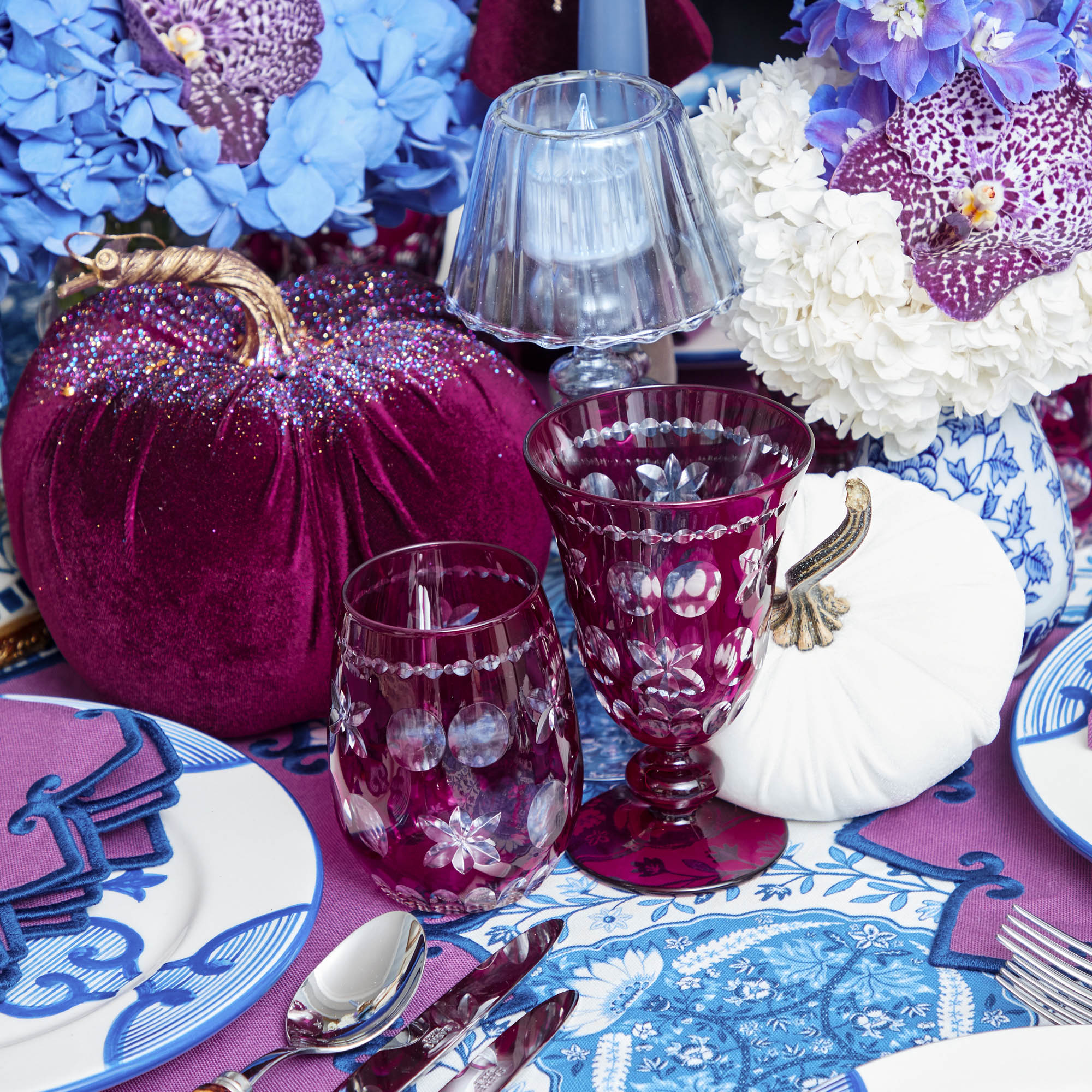 Aubergine Anita Engraved Wine Glass (Set of 4)