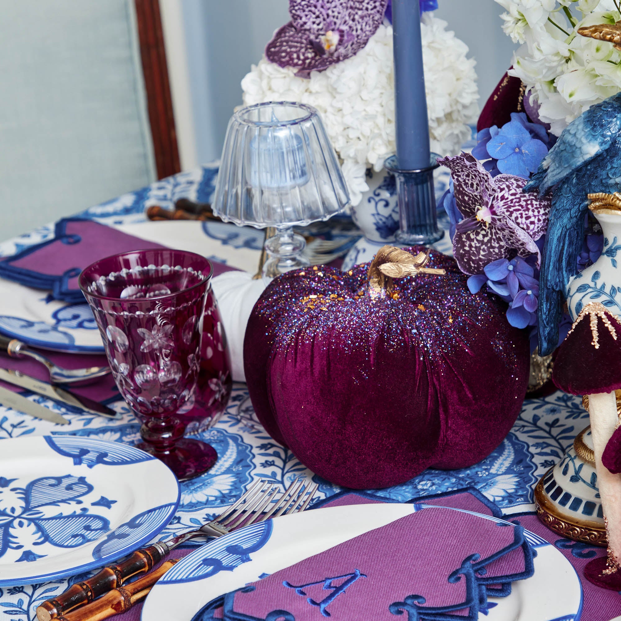 Aubergine Anita Engraved Wine Glass (Set of 4)