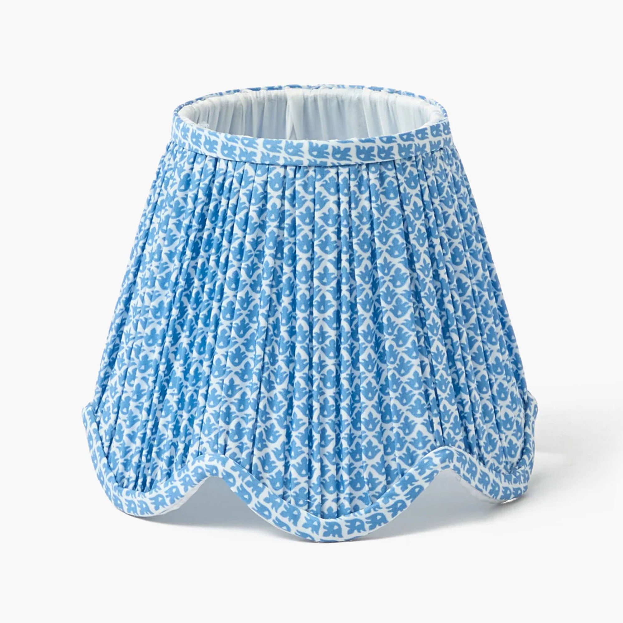 Blue Lotus Deep Scallop Lampshade (18cm)