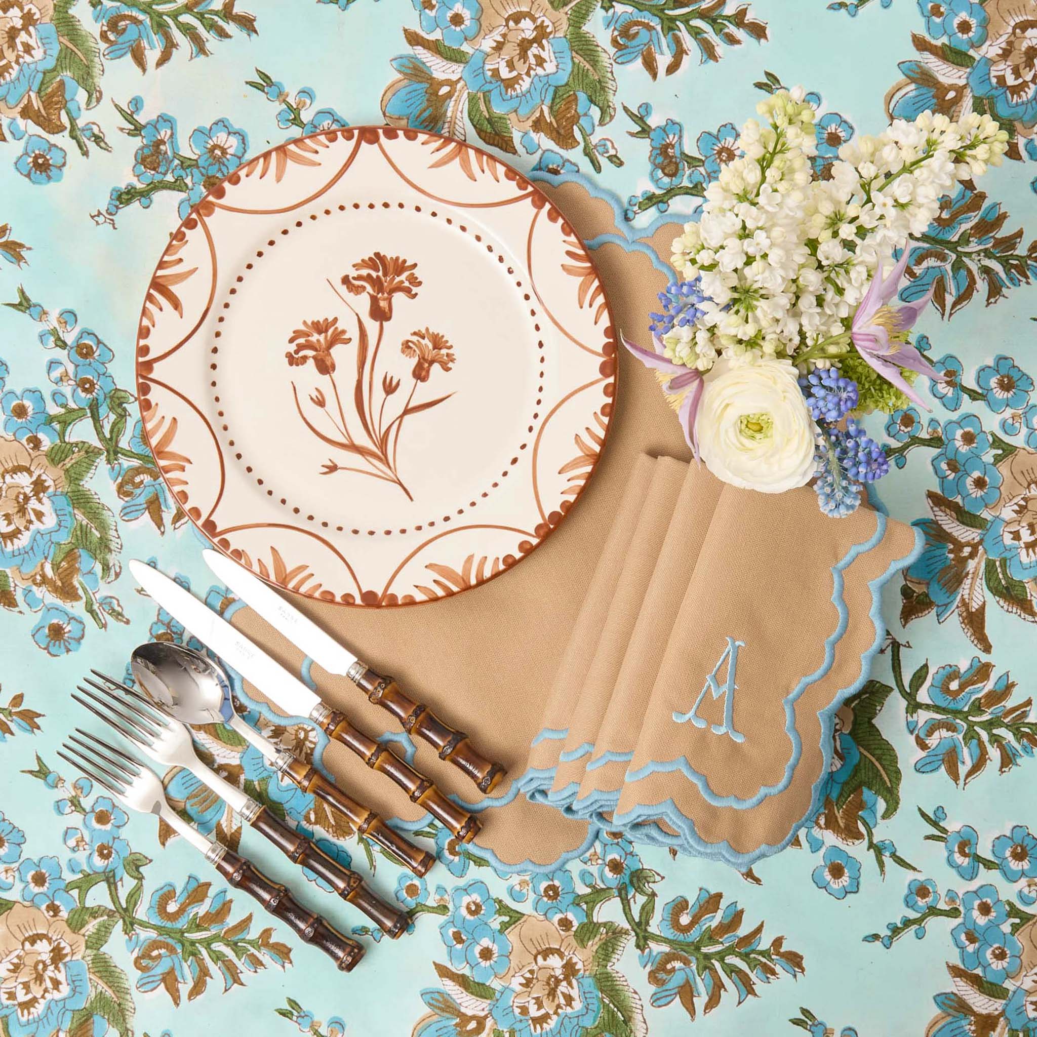 Lily Sand & Blue Napkins (Set of 4)