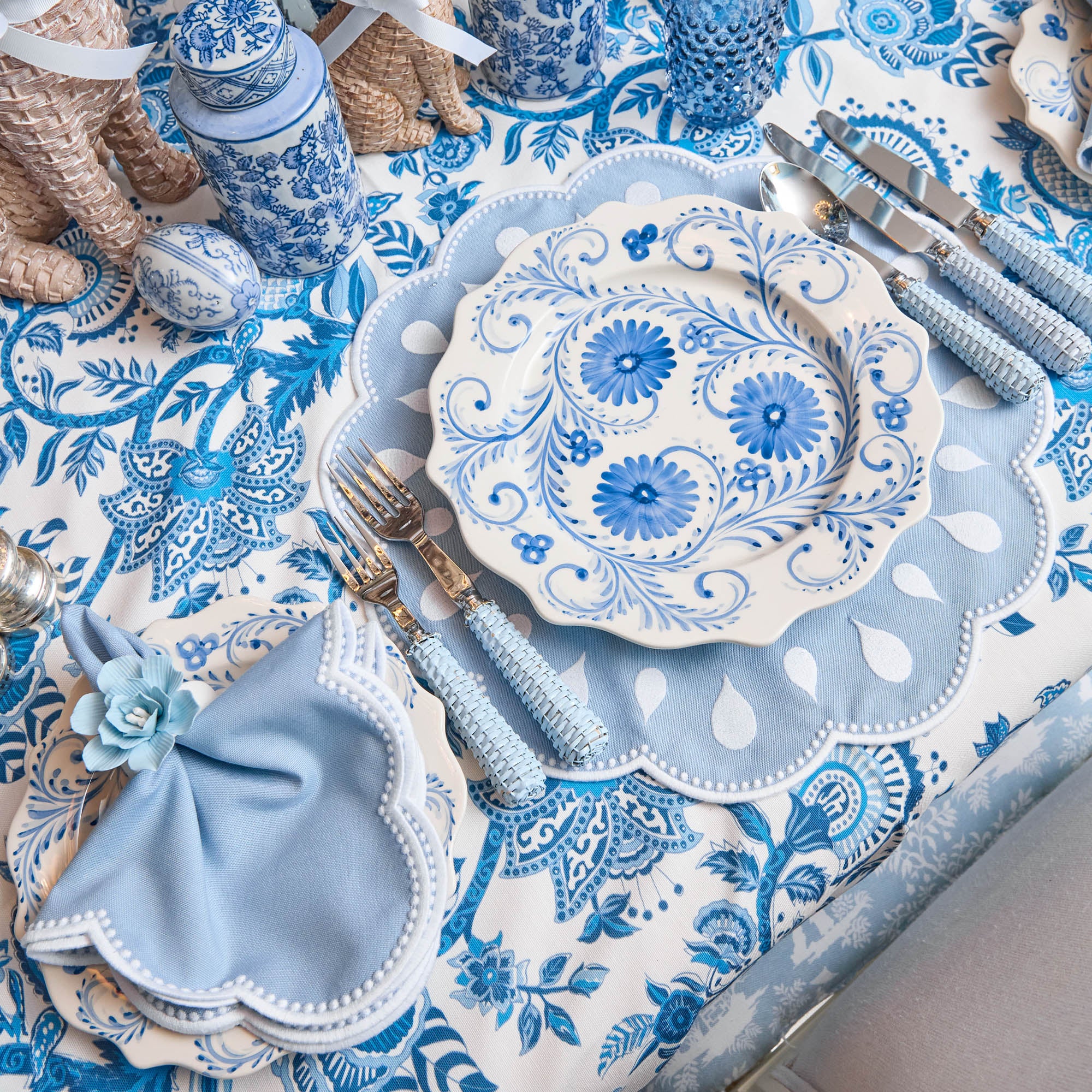 Blue Flowers Dinner Plates (Set of 4)