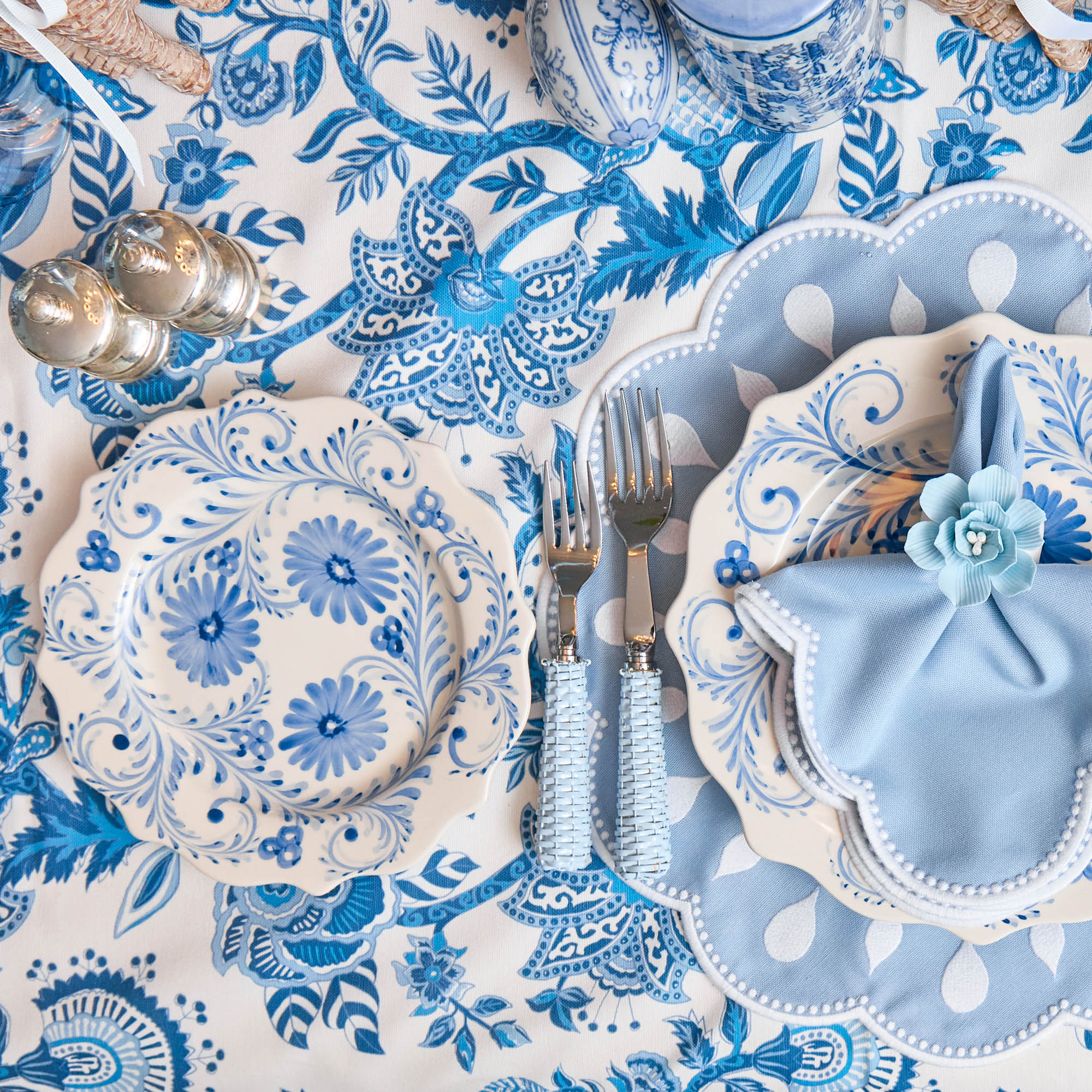 Blue Flowers Dinner & Starter Plates (Set of 8)