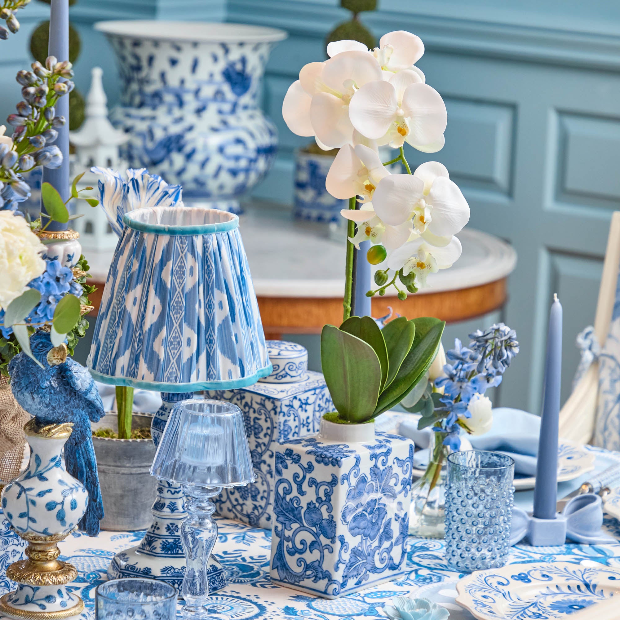 Serena Chinoiserie Rechargeable Lamp with Blue Ikat Shade (18cm)