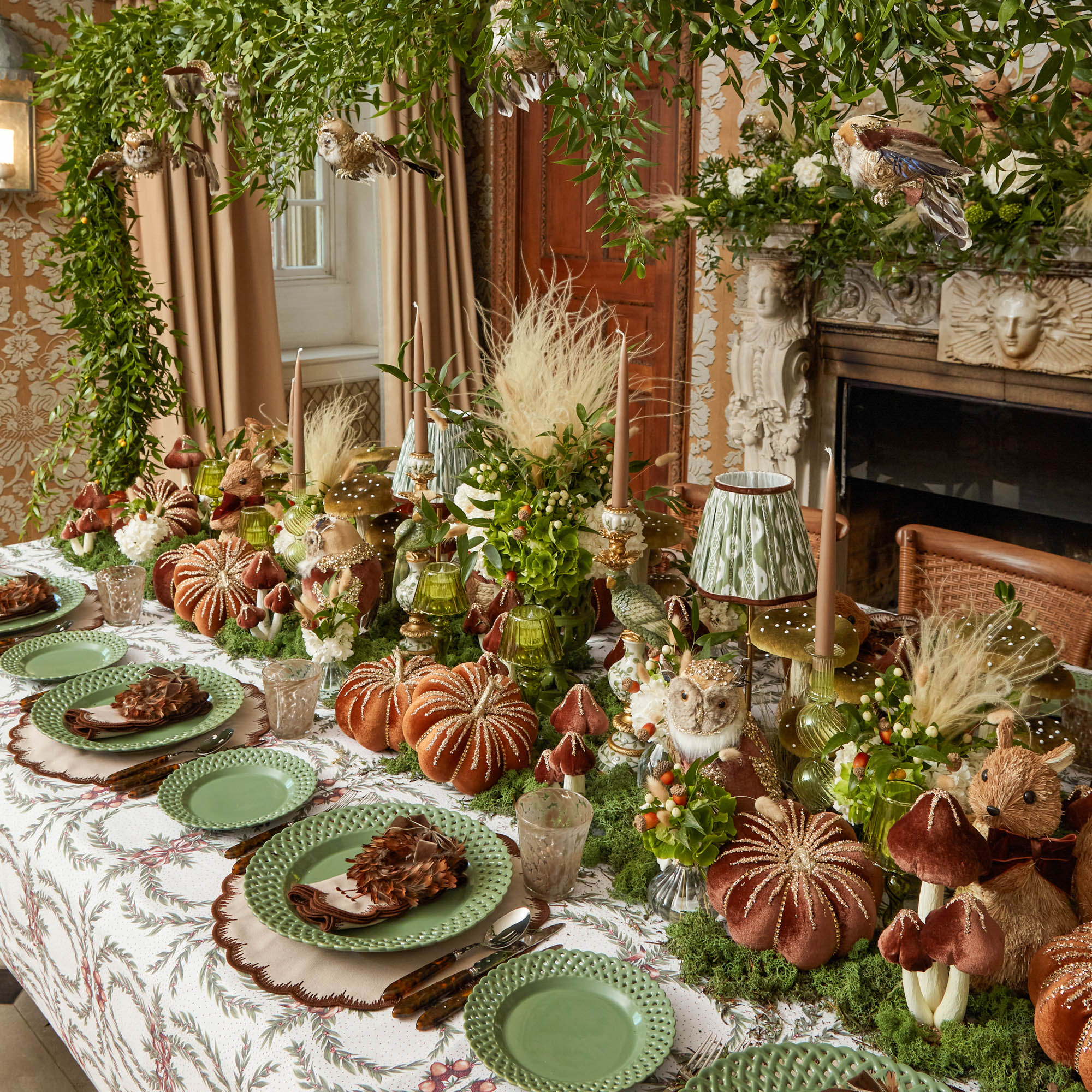 Isabella Taupe & Chocolate Placemats & Napkins (Set of 4)