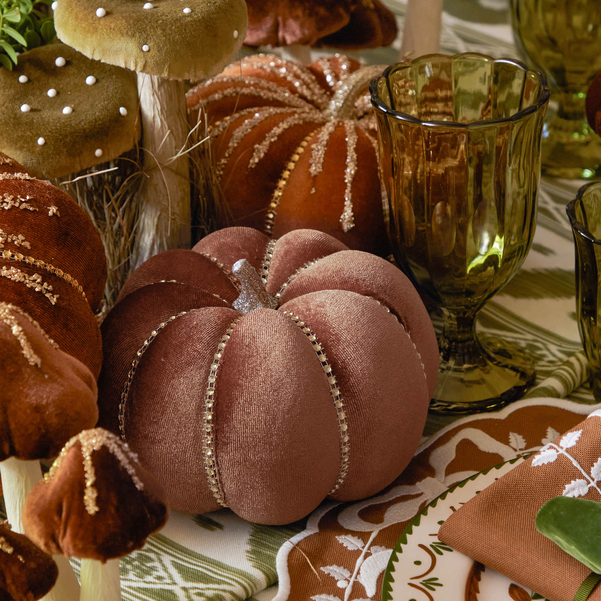 Chocolate Glitter Velvet Pumpkin Family